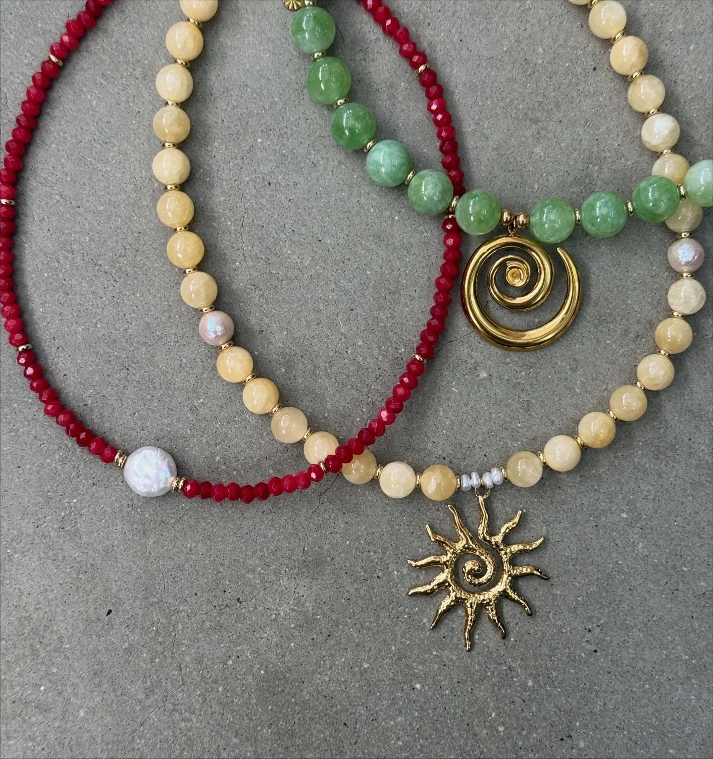 Fresh drop is out 🐚🍓🌀 #reliquaire