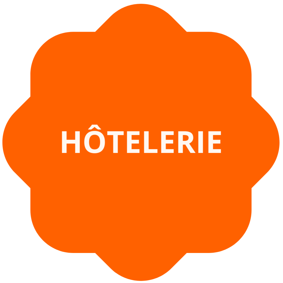 Un badge orange avec le mot 'HÔTELLERIE' en blanc.