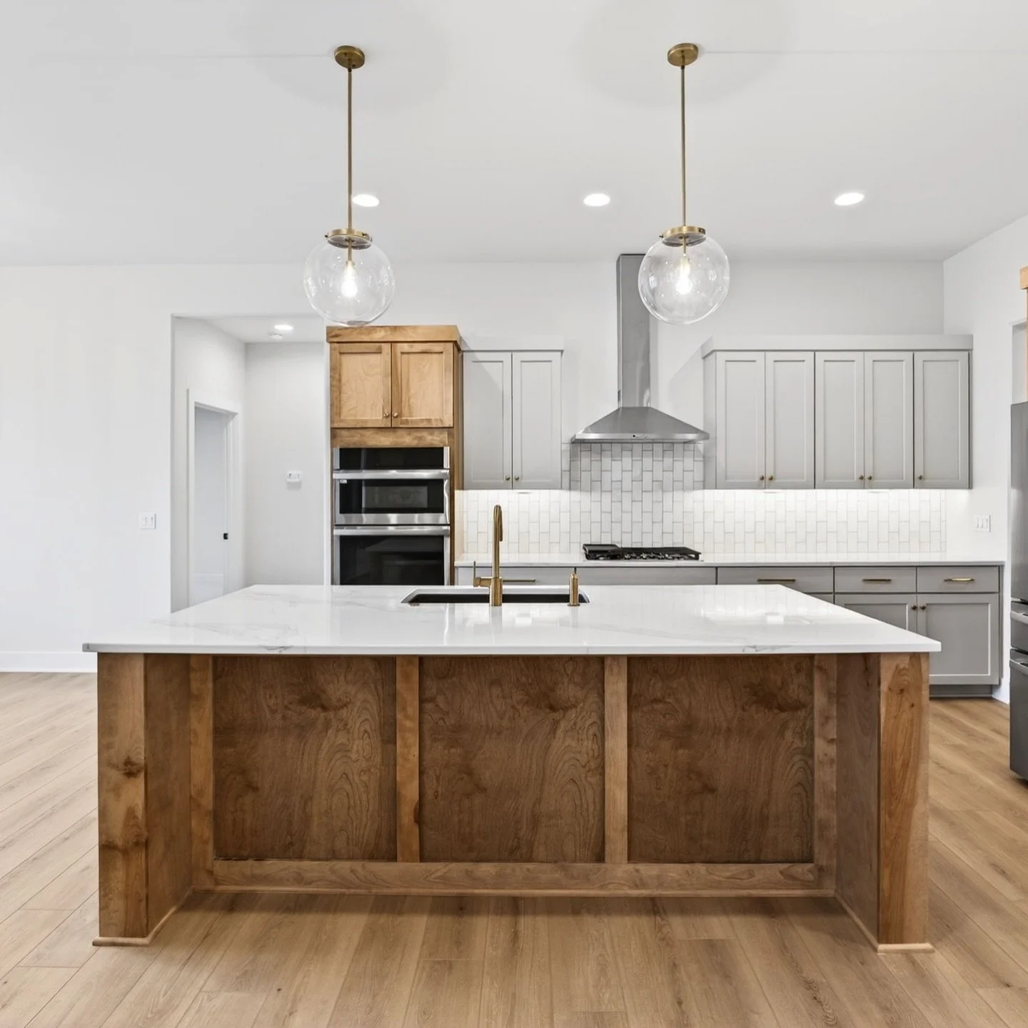 From out-of-state house hunting&hellip; to the perfect custom ranch built just for them! 😍

This sweet family was relocating and wanted main-level living, thoughtful storage, and a layout that would grow with them &mdash; so they partnered with Hadl