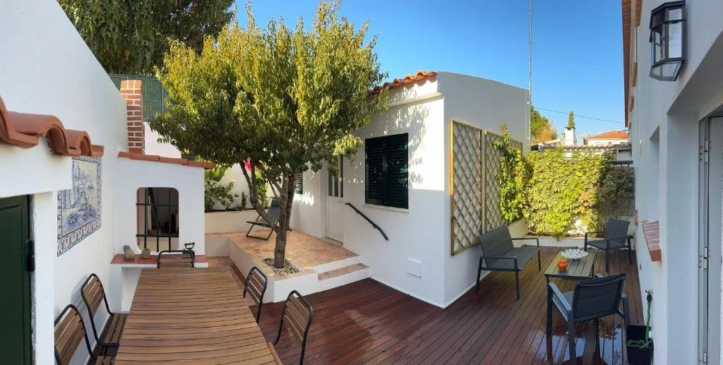 2-bed-a.jpg
