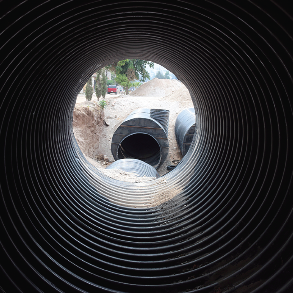 SISTEMA DE RETENCIÓN DE AGUA PLUVIAL RÍO GRANDE TLAQUEPAQUE, JALISCO manufacturado con tubería HEL-COR® CONTECH MÉXICO