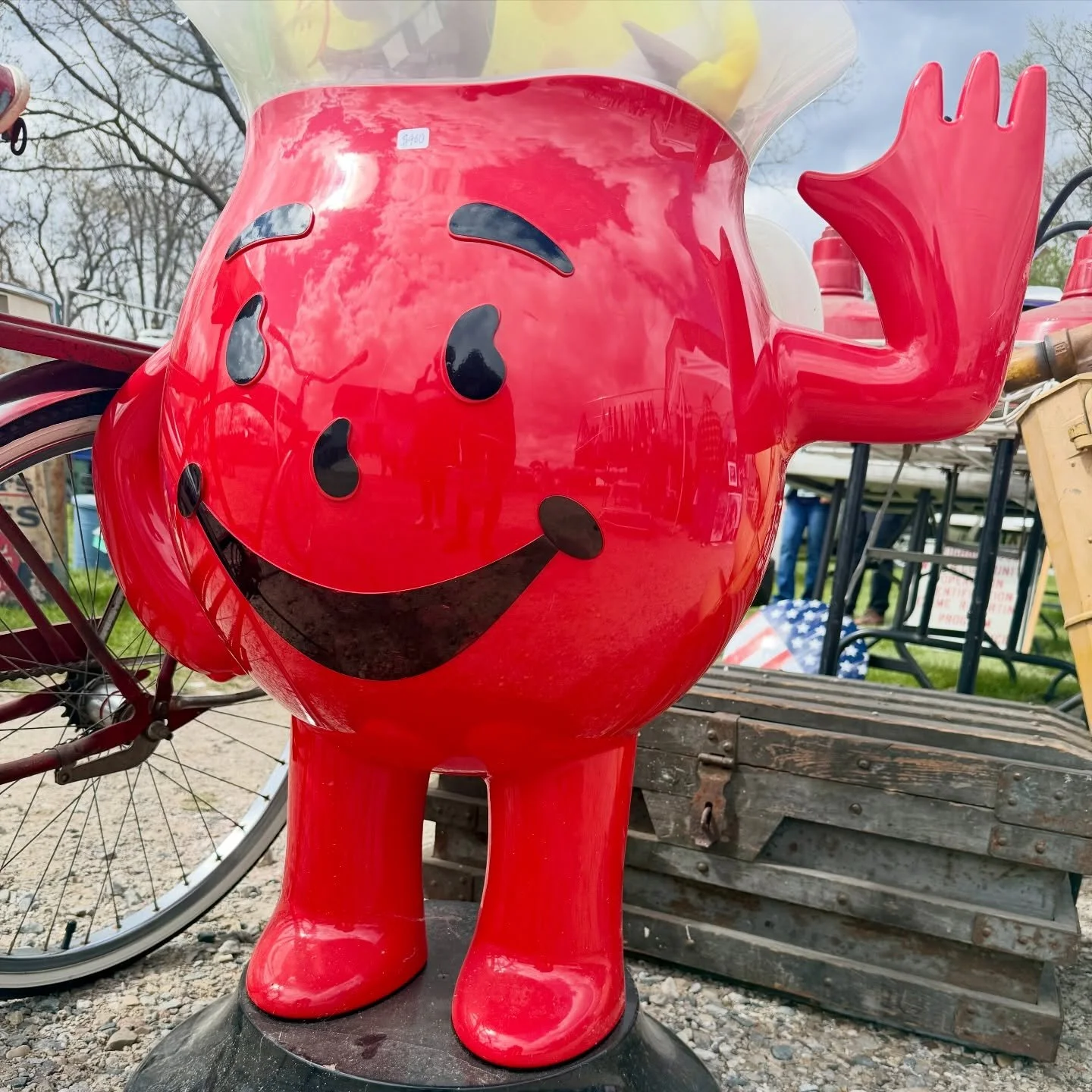 A little weekend recap from our time in Davisburg at the @michiganantiquefestival ✨

See you at the next one in the fall ✌🏻 

Oh yeah! (No we didn&rsquo;t buy the Kool-Aid man sadly)

#glutenfreeliving #trupizzacofoodtruck #michiganantiquefestival #