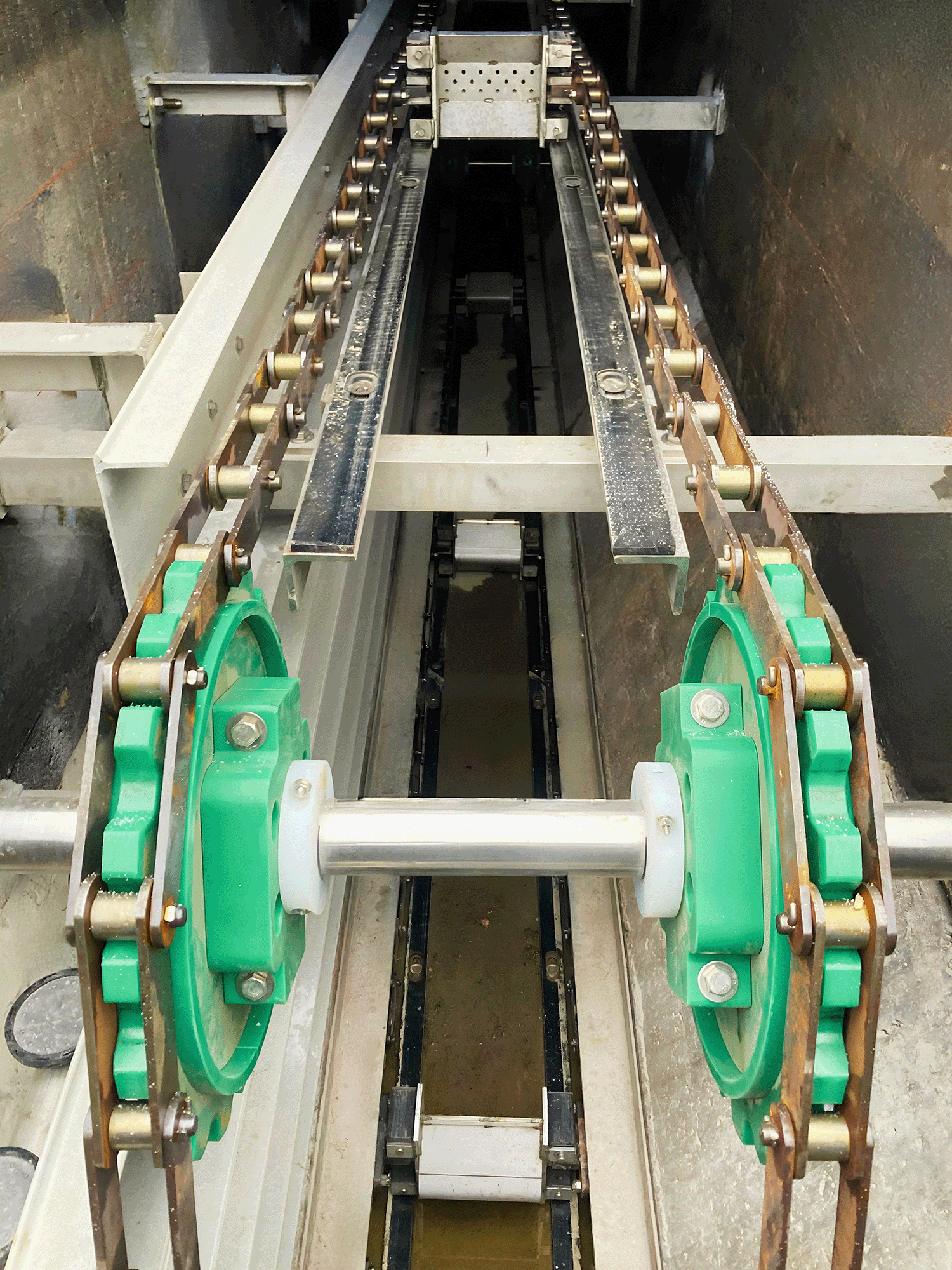 Bucket Grit Collectors