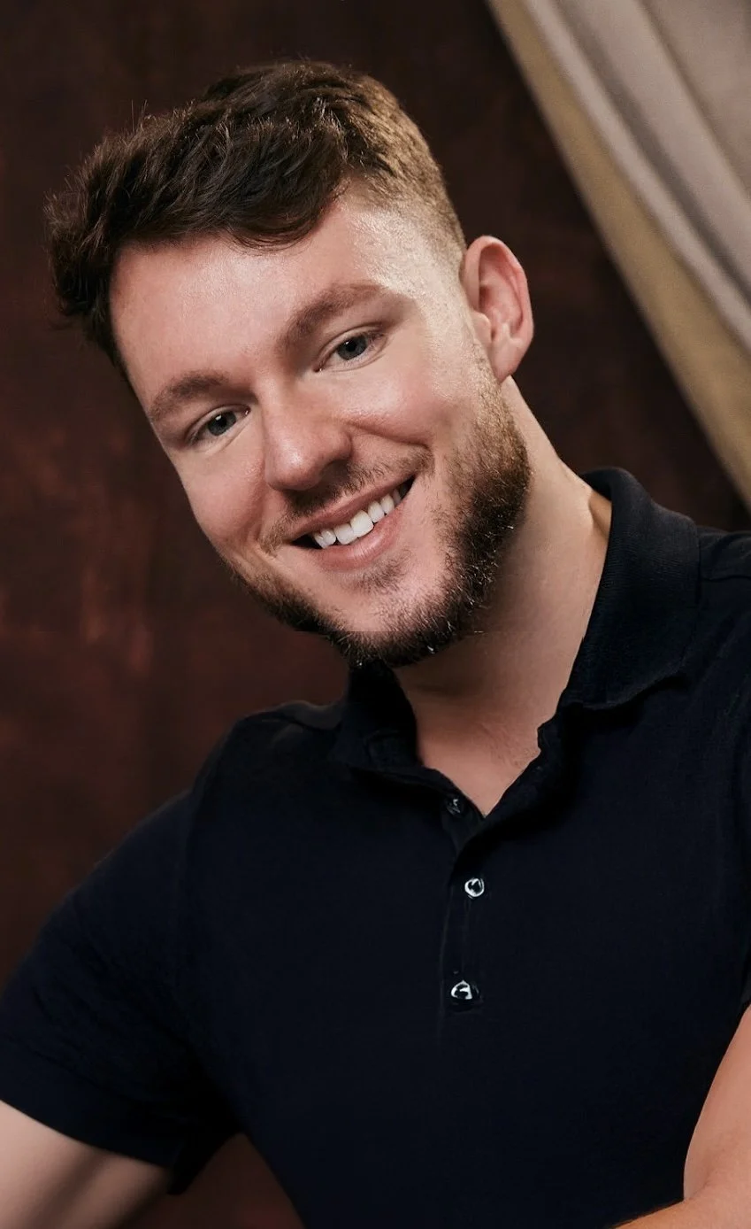 Ryan Healey tilting his head to the side.