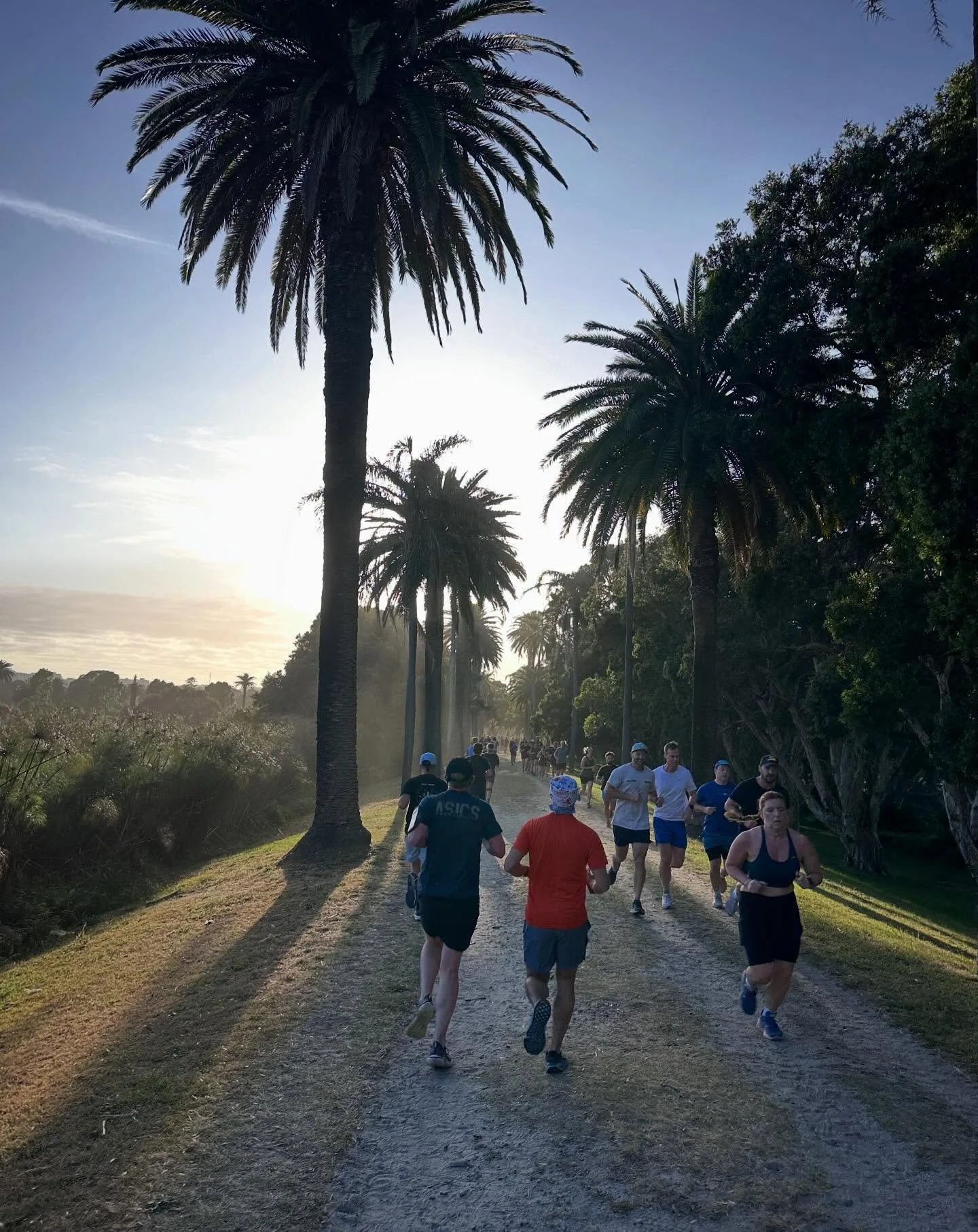Perfect way to start the weekend 🤘🏼🏃&zwj;♂️🏃&zwj;♀️
✅ Friday - Redfern Run Club
✅ Saturday - Centennial Parkrun @centennialparkrun