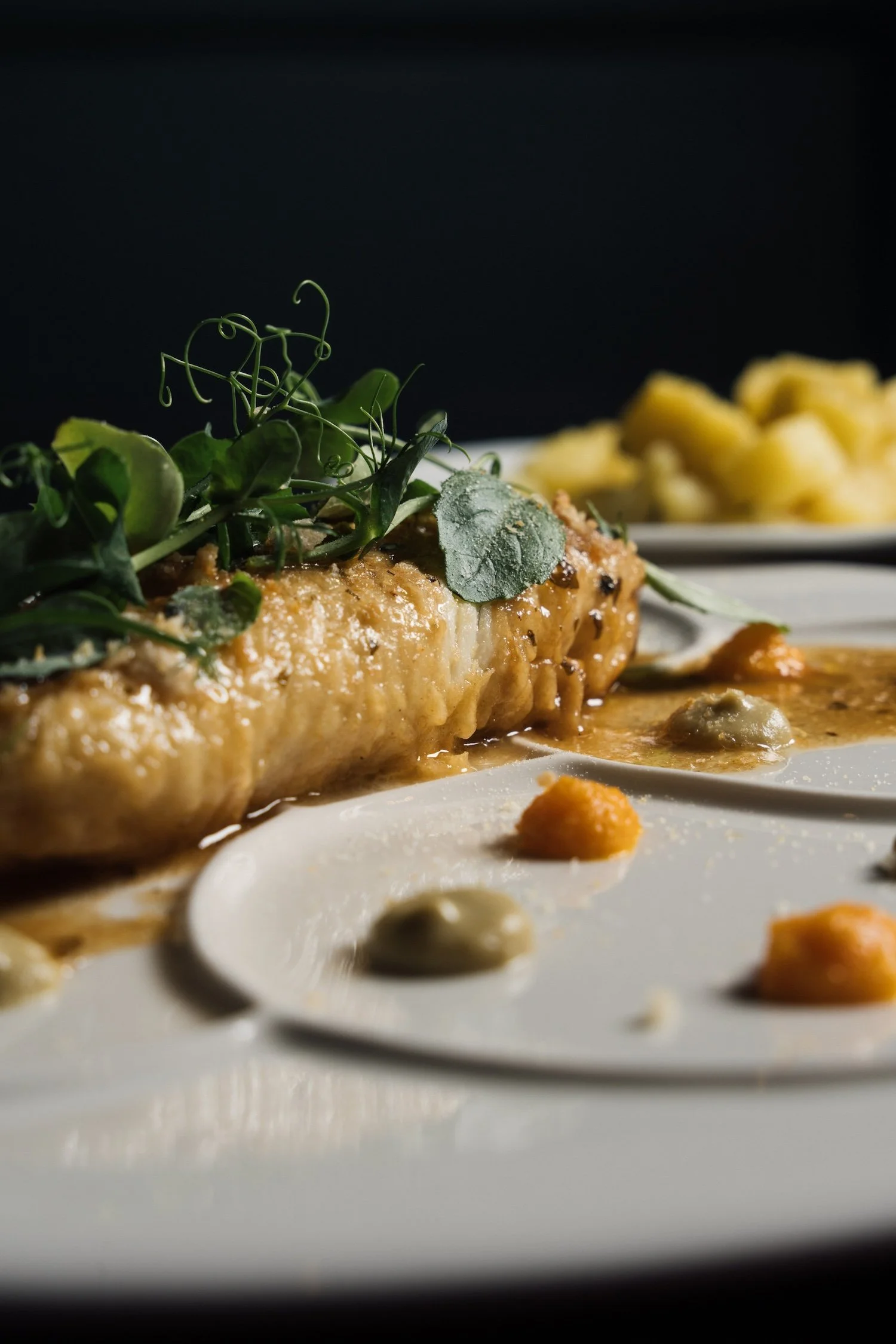 Filetto di sogliola di Armonì Restaurant con burro di bufala, limone e patate al vapore