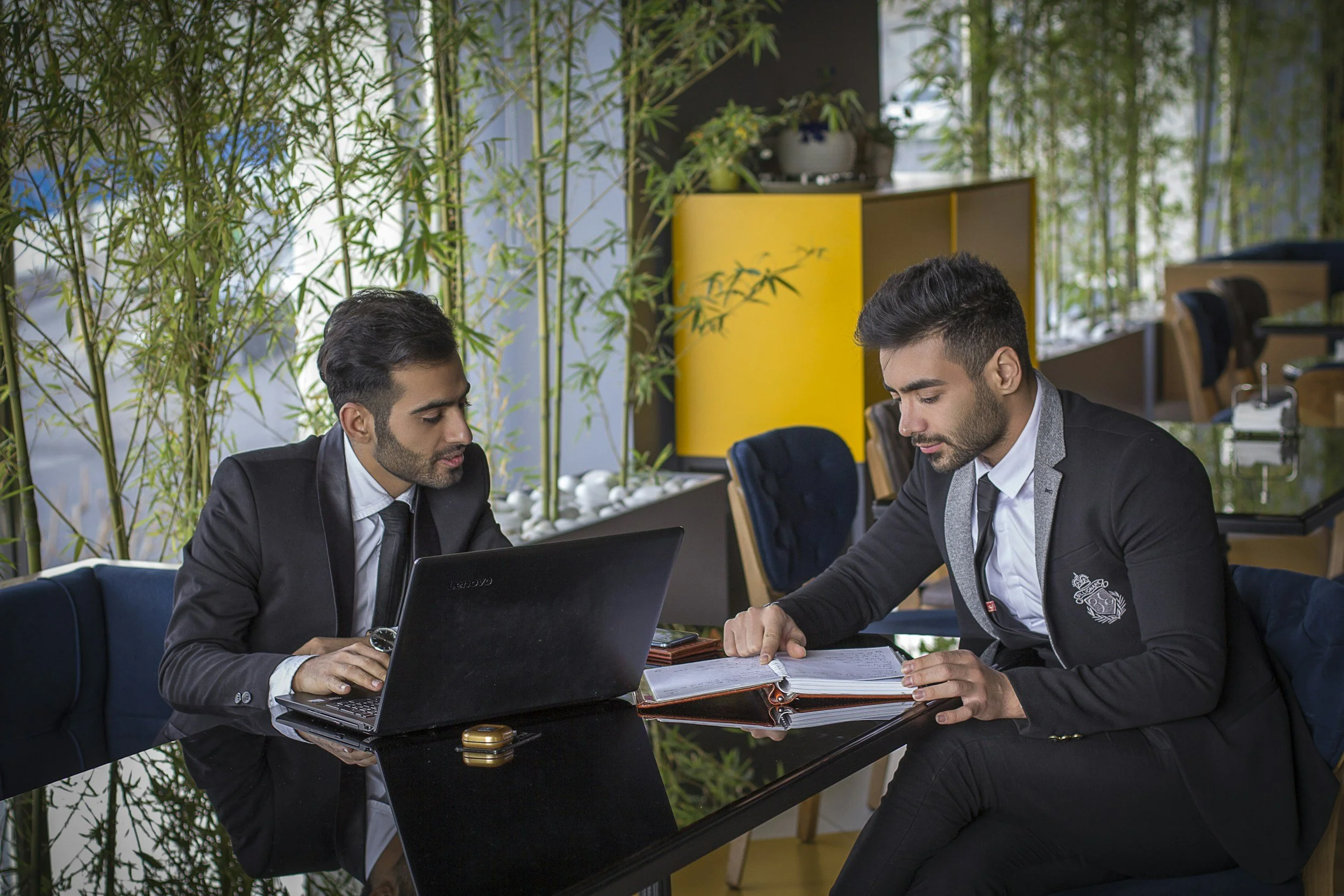 What Private Wealth Advisors Help Families Navigate Over Time