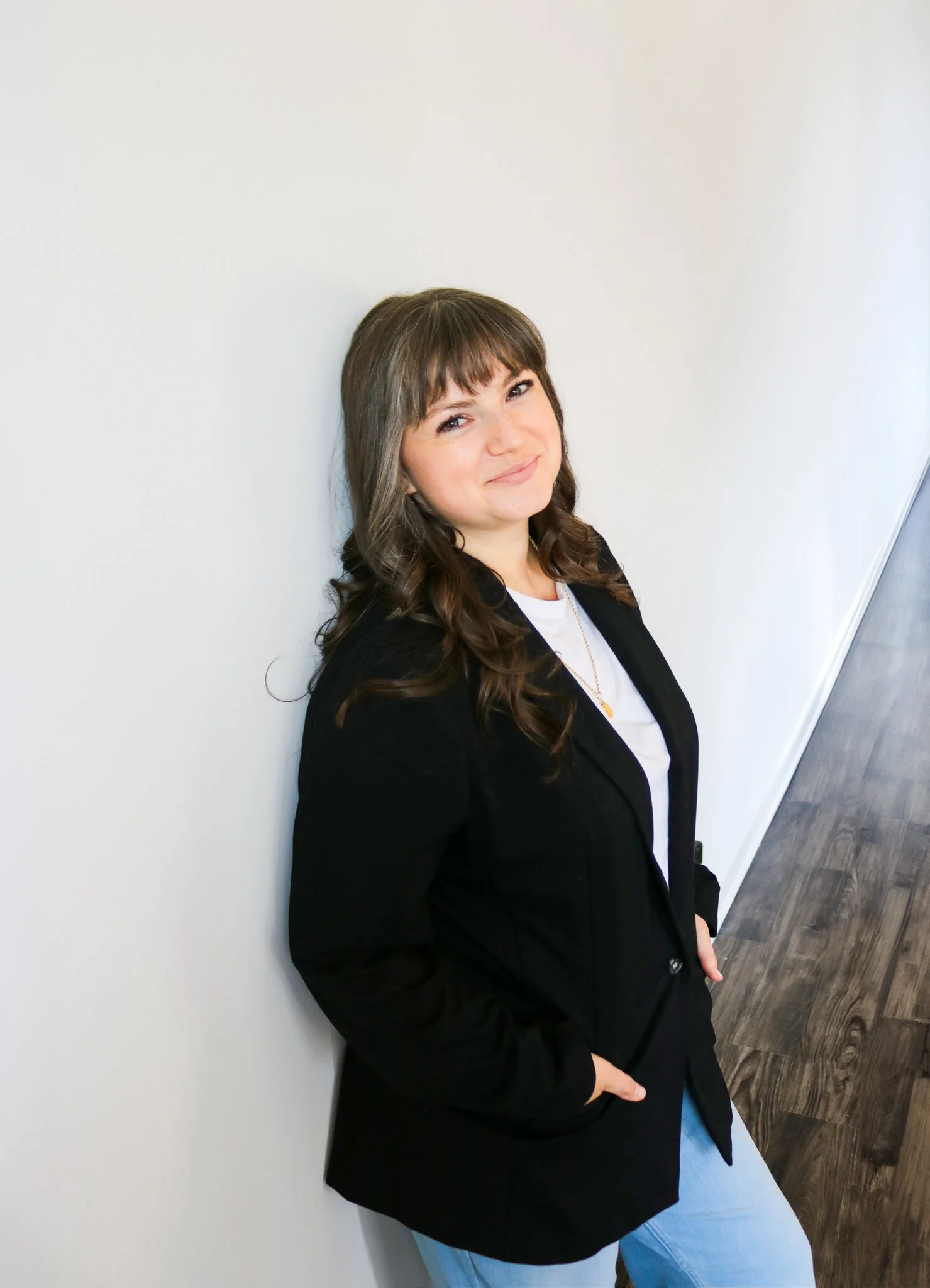 Emily Collier | LCMHC | Mental Health Therapist | Wild Ivy Psychotherapy |