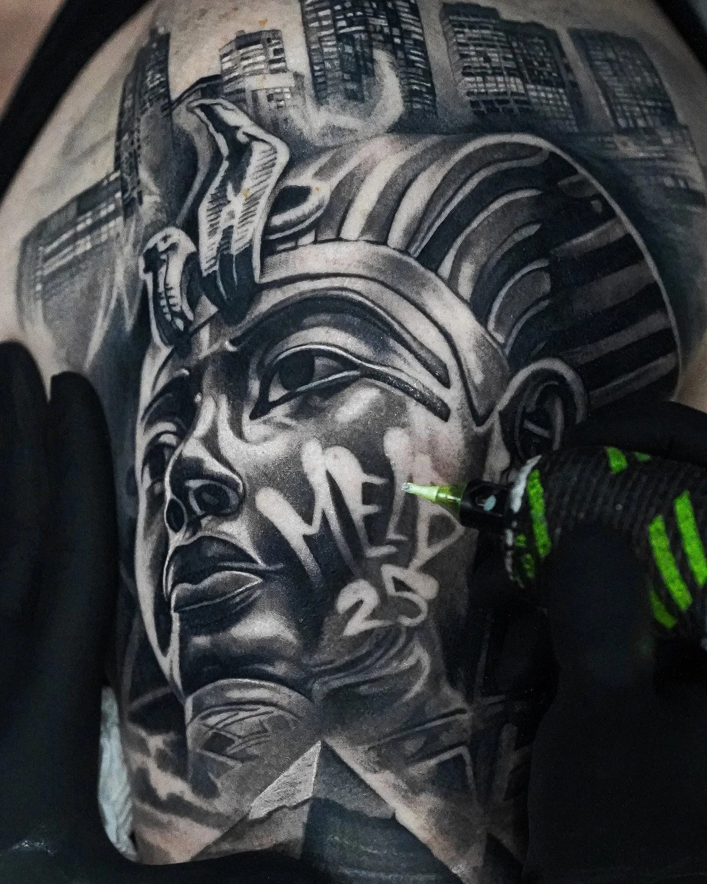 2025 Thank You!

This year has full of emotion! My partner and I got engaged, I pushed myself in my craft as never before, travelled between Italy and Australia exploring lots of new places. And of course&hellip; Napoli winning another scudetto.

Wit