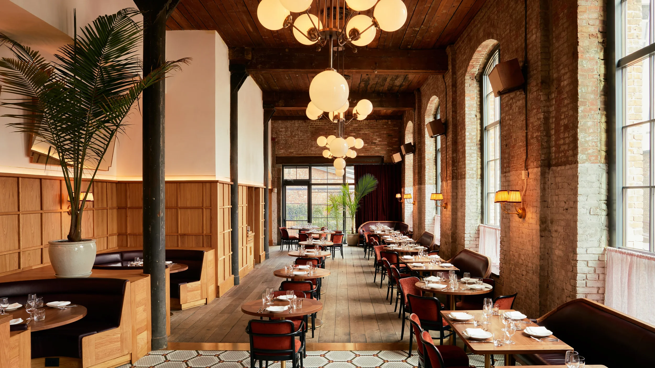 2020-01-31-Le-Crocodile_Read-McKendree_0012_V1 (2).webp