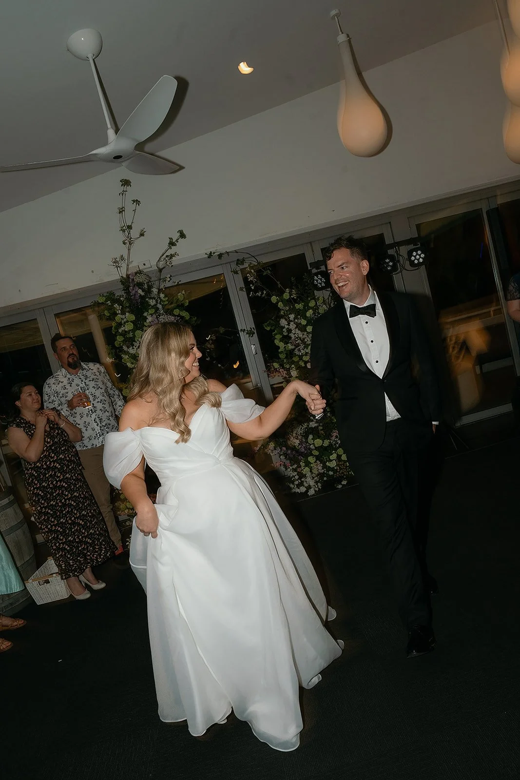 LeahGoodmanPhotography_S&B_4Reception_423.jpg