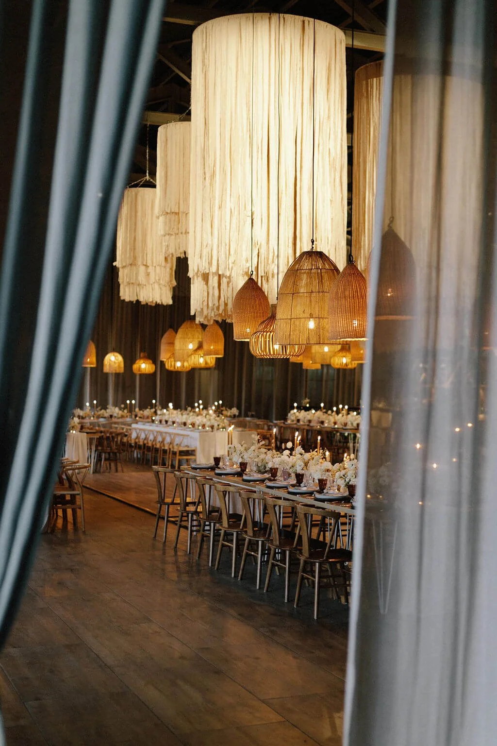 airy floral composition with organic movement