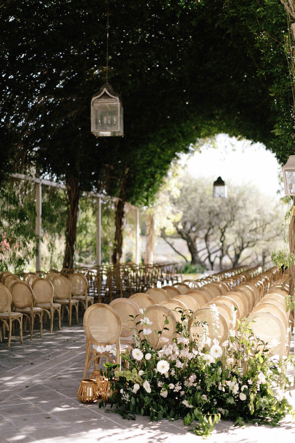 florklor high end floral styling for destination weddings