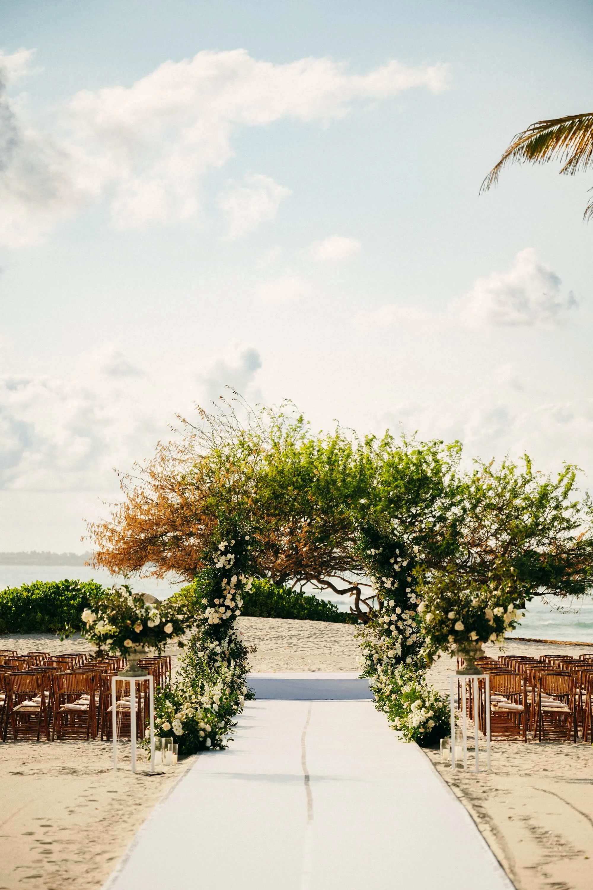 florklor wedding flowers san miguel de allende elegant floral styling