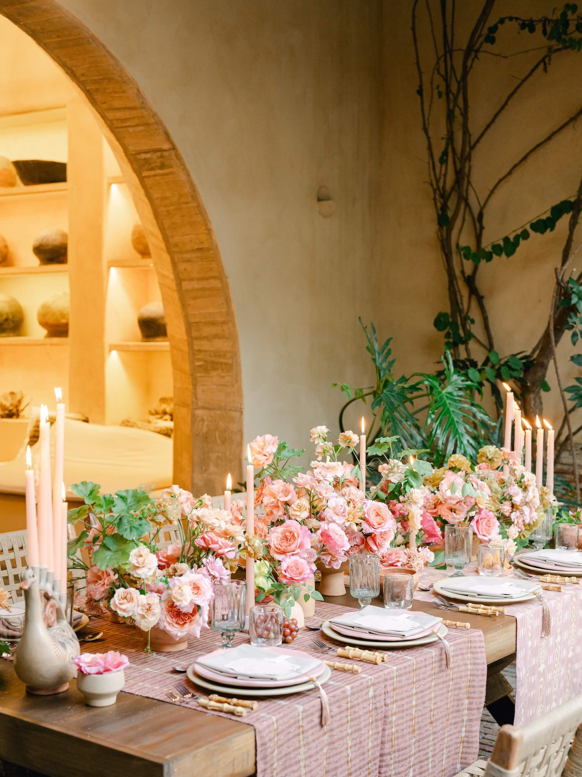 modern bride with floral bouquet in artistic wedding photoshoot San Miguel