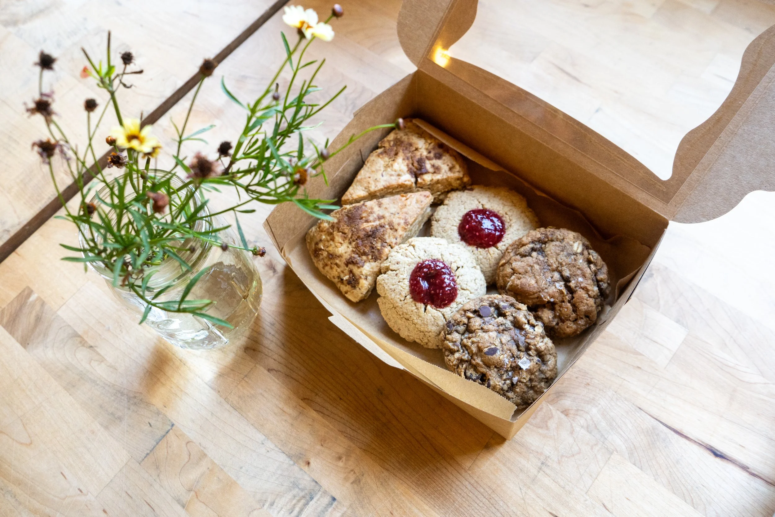 The Flower Box™ Subscription (Seasonal Half Dozen Pastry Assortment)