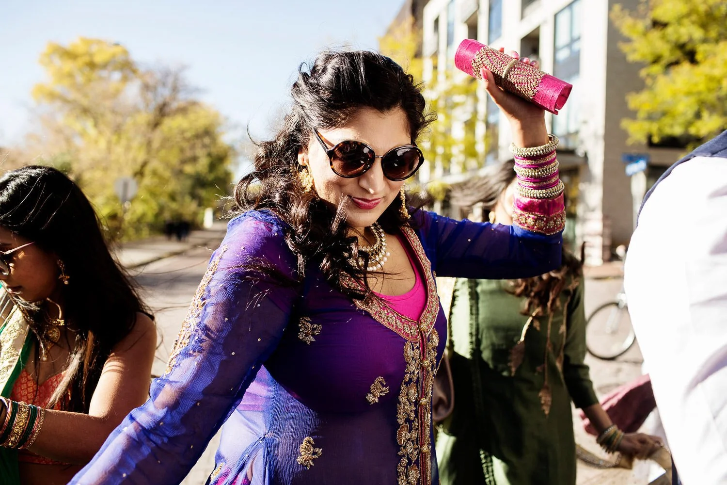 Modern Indian wedding guests - event design by Rocket Science Events, photo by Photogen Inc.