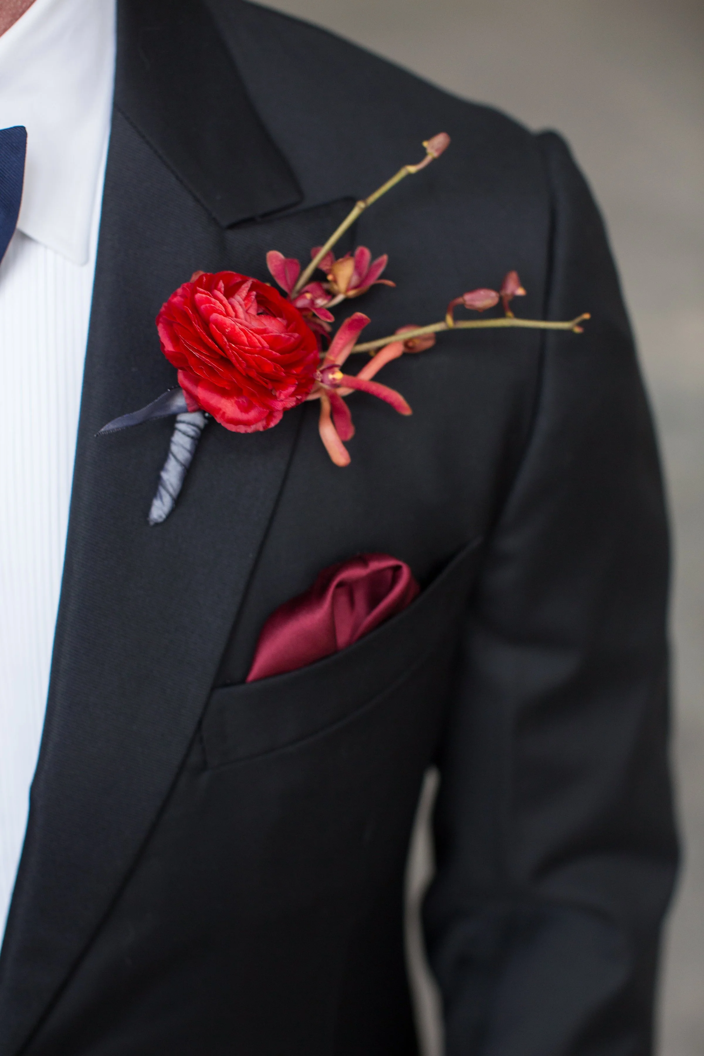 Dark and moody same-sex wedding inspiration shoot by Minneapolis event planner Rocket Science Events