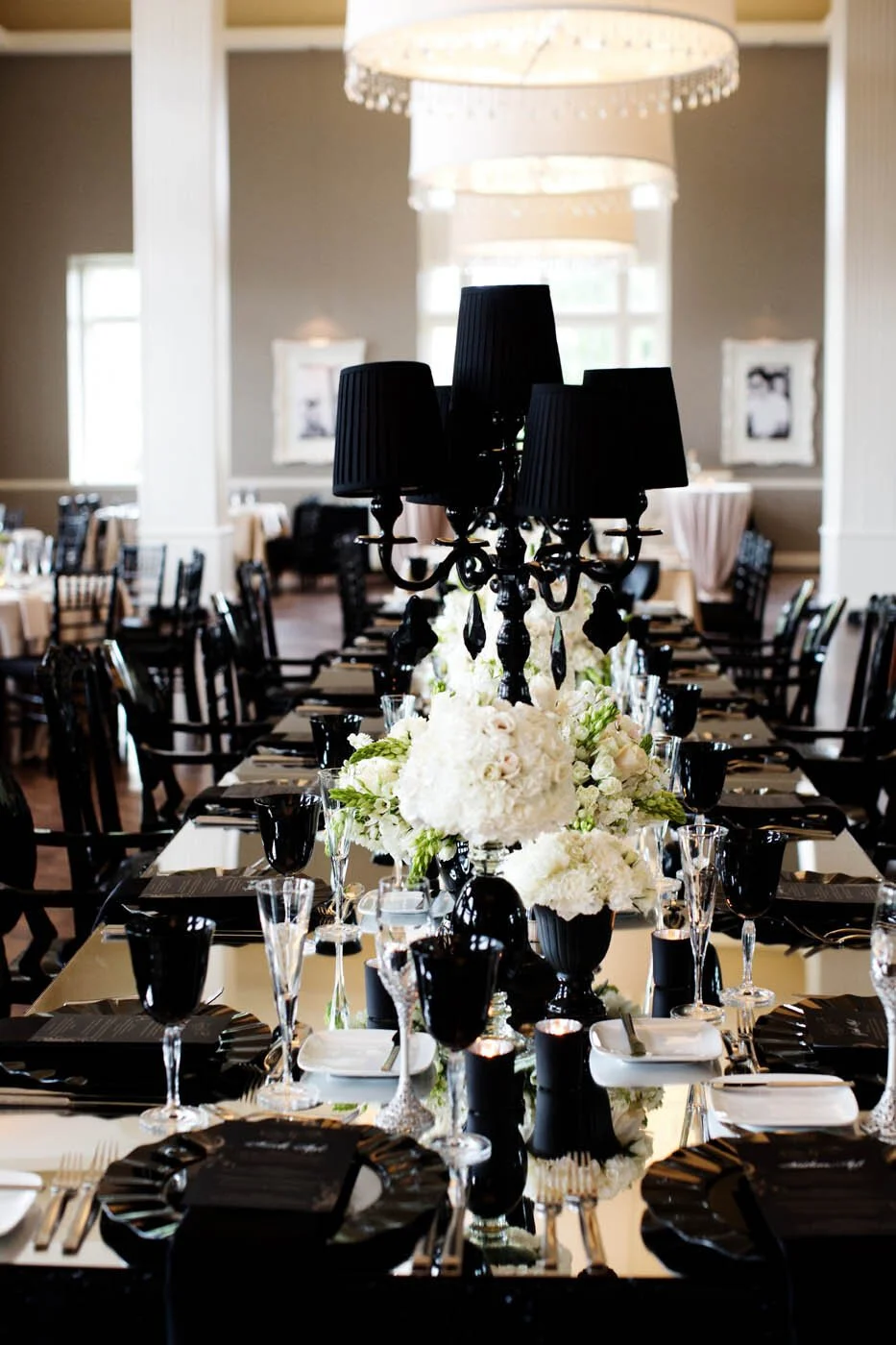 calhoun-beach-club-wedding-black-decor.jpg