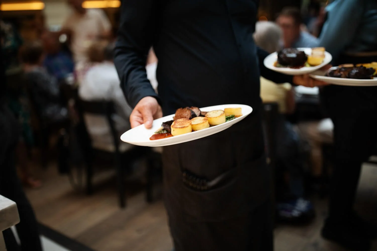 Rehearsal dinner of beef and scallops prepared by James Beard award-winning chef, Gavin Kaysen. Minneapolis rehearsal dinner, Spoon and Stable restaurant, Planned by Rocket Science Events