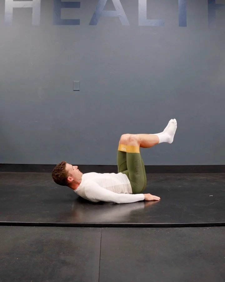 PRE RIDE ACTIVATION ROUTINE for your glutes, hips, &amp; core.

Do 10 Reps Of Each Movement:
1. Supine Butterfly
2. Glute Bridge
3. Leg Crunch
4. Side Plank Clamshell
5. High Plank Abduction
6. Narrow Split Squat
7. Hip Up &amp; Overs

This takes 6 m