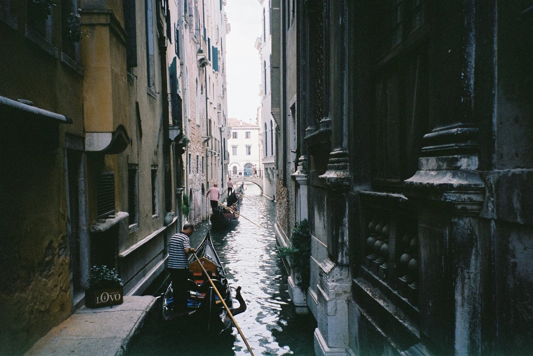 A042456-R1-25-26.JPG