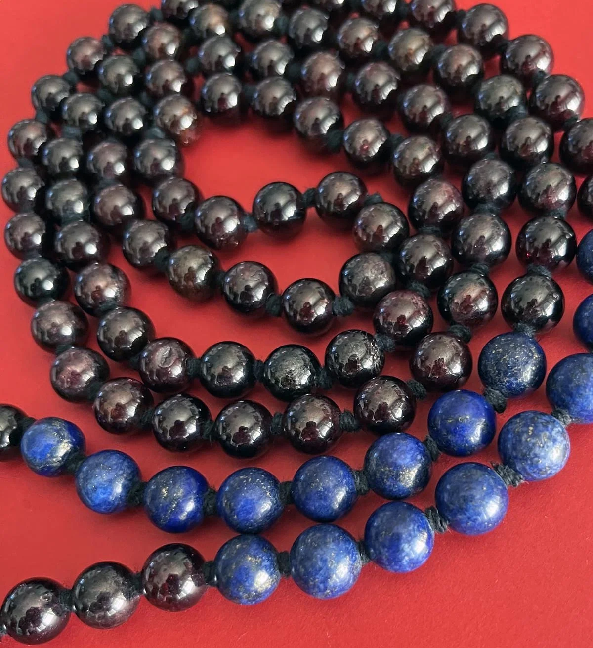 Queen of Splendor Mala 2.jpg