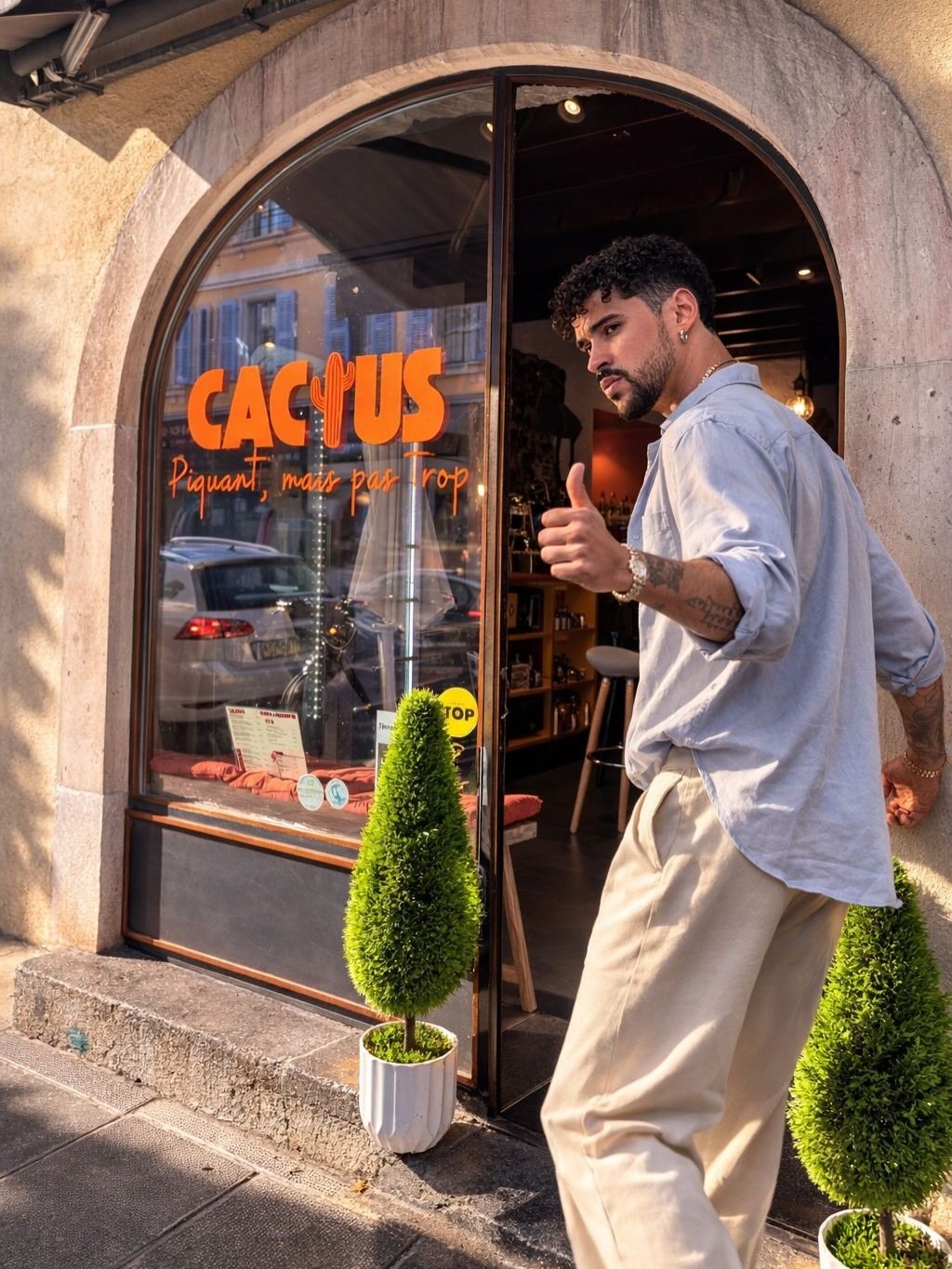 Thanks @badbunny for stopping by CACTUS and trying our lasagna, SEE YOU SOON PAPIIIIIIII🌶️🍝
&bull;
&bull;
&bull;
&bull;
&bull;
&bull;
&bull;
#cactus #geneve #badbunny #lasagnes #restaurant