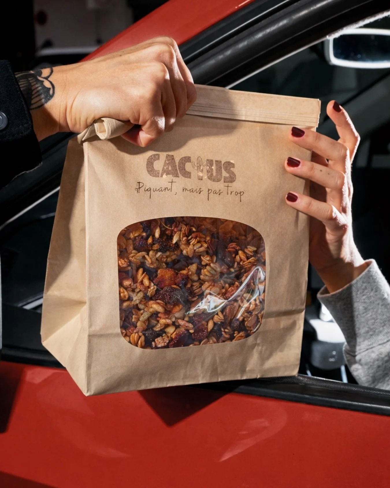 Le week-end commence vraiment quand il y a notre granola sur la table; vegan et sans gluten
&Agrave; consommer &agrave; la maison.🌵
&bull;
&bull;
&bull;
&bull;
&bull;
&bull;
&bull;
#cactus #geneve #granola #restaurant #geneva