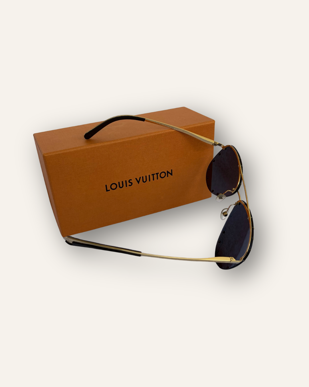 Copy of master template luxe-3.png