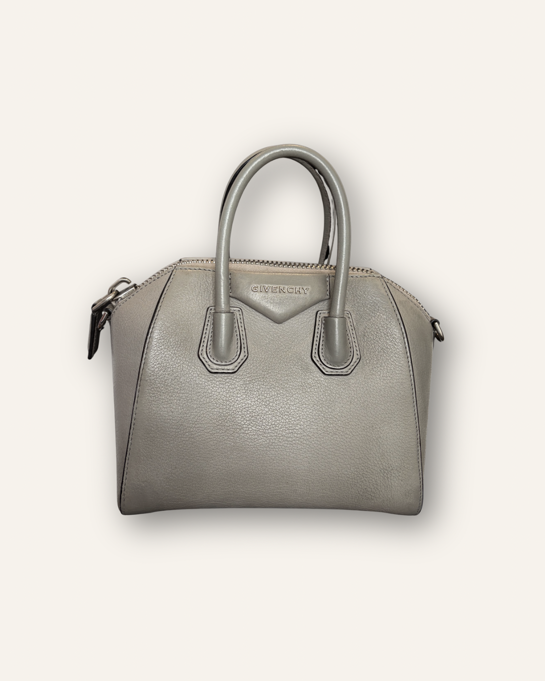 Givenchy Antigona Grained Leather Bag in Grey Size Mini