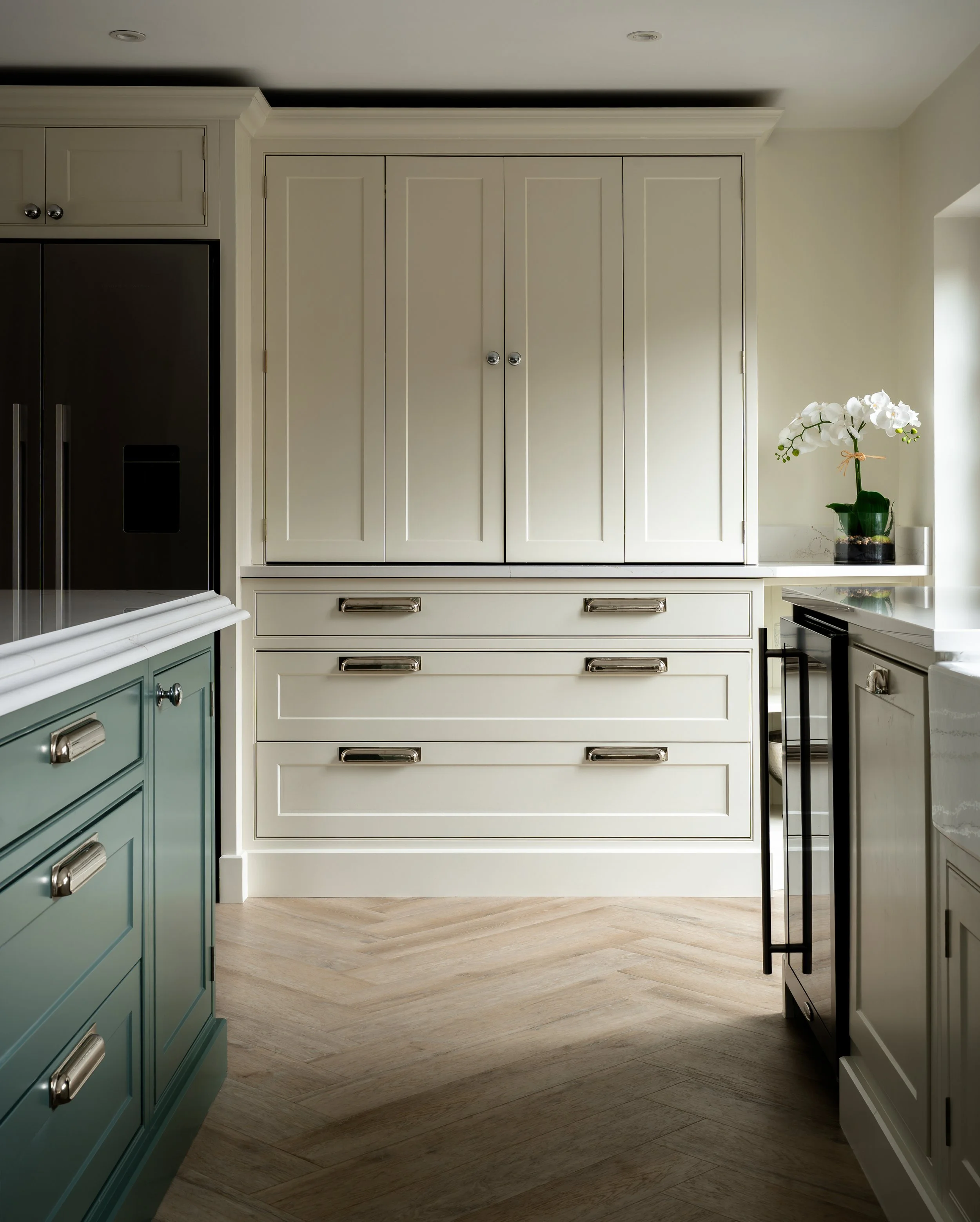 Breakfast Pantry with bi-folding doors