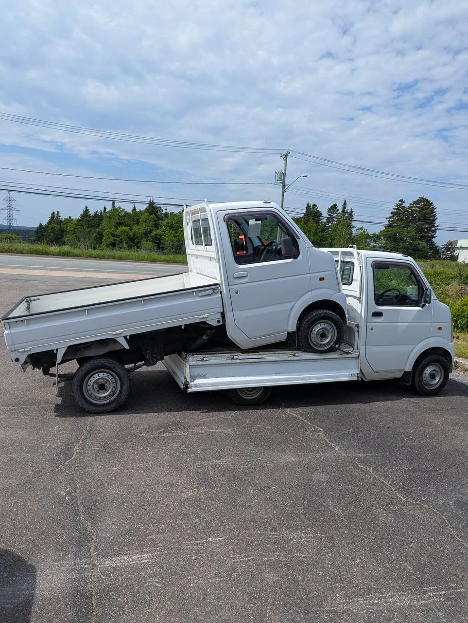 Japanese Kei truck delivered to a customer in Canada