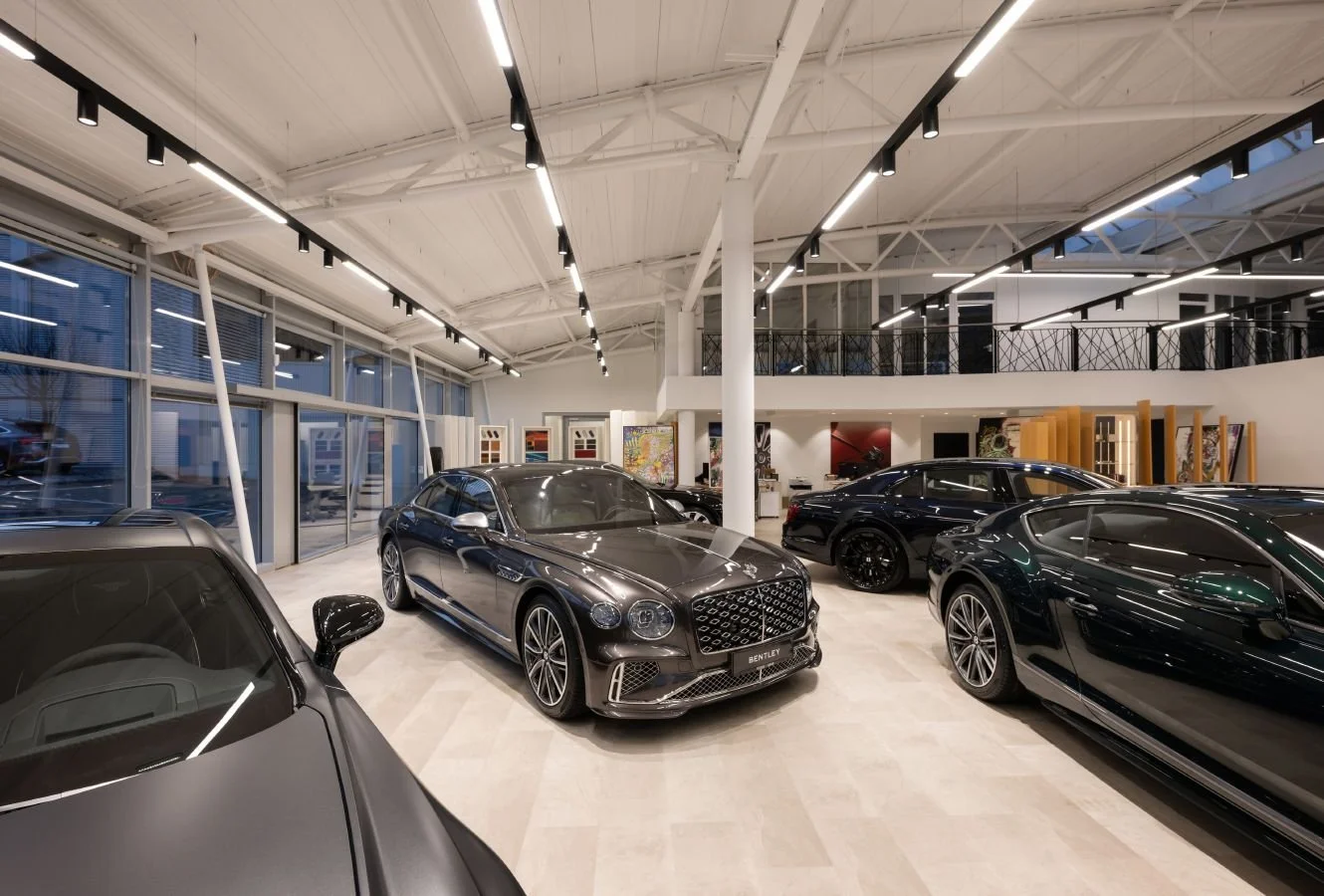 Optimal belysning för bilhall och bilverkstad