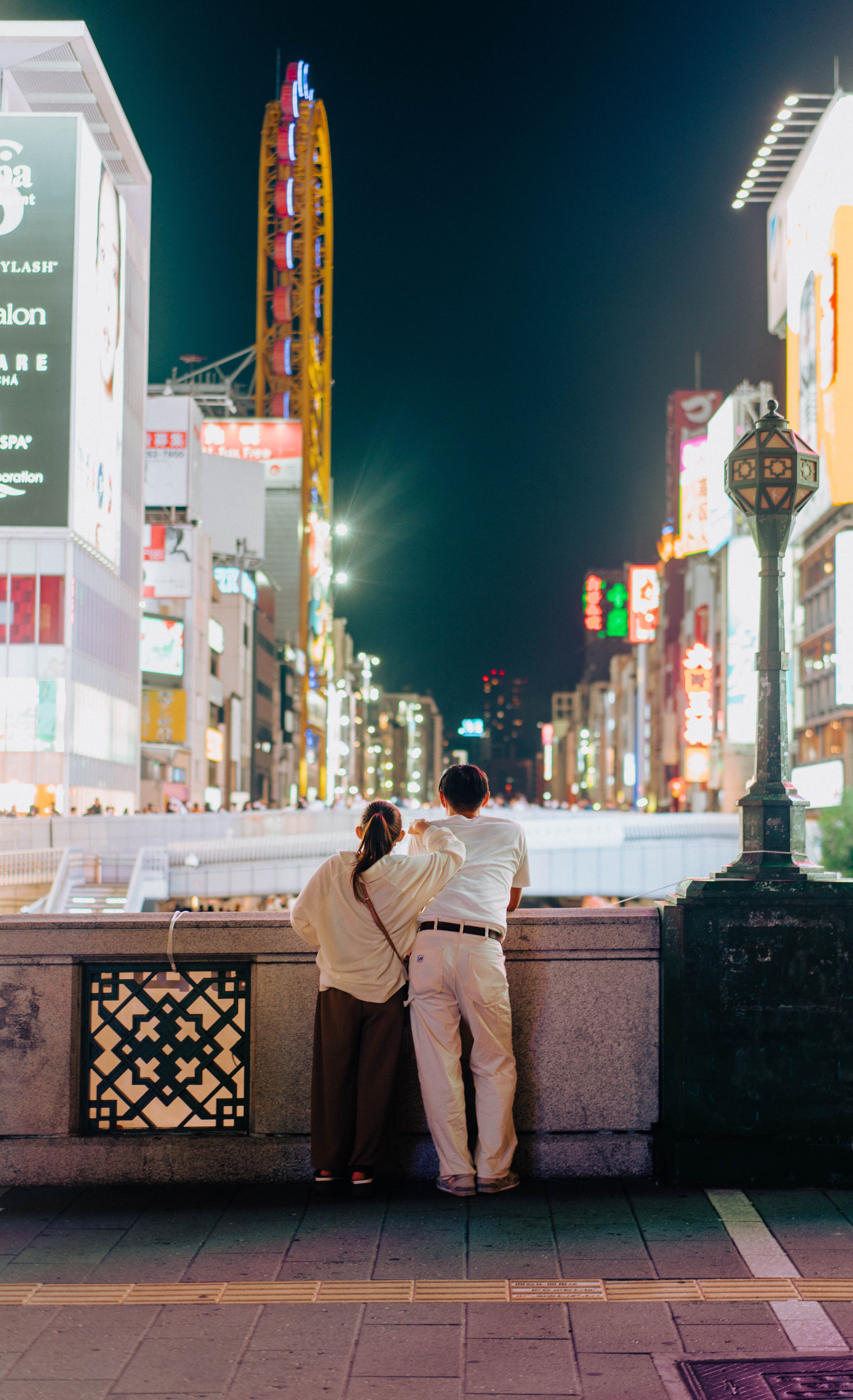 Romance in Osaka