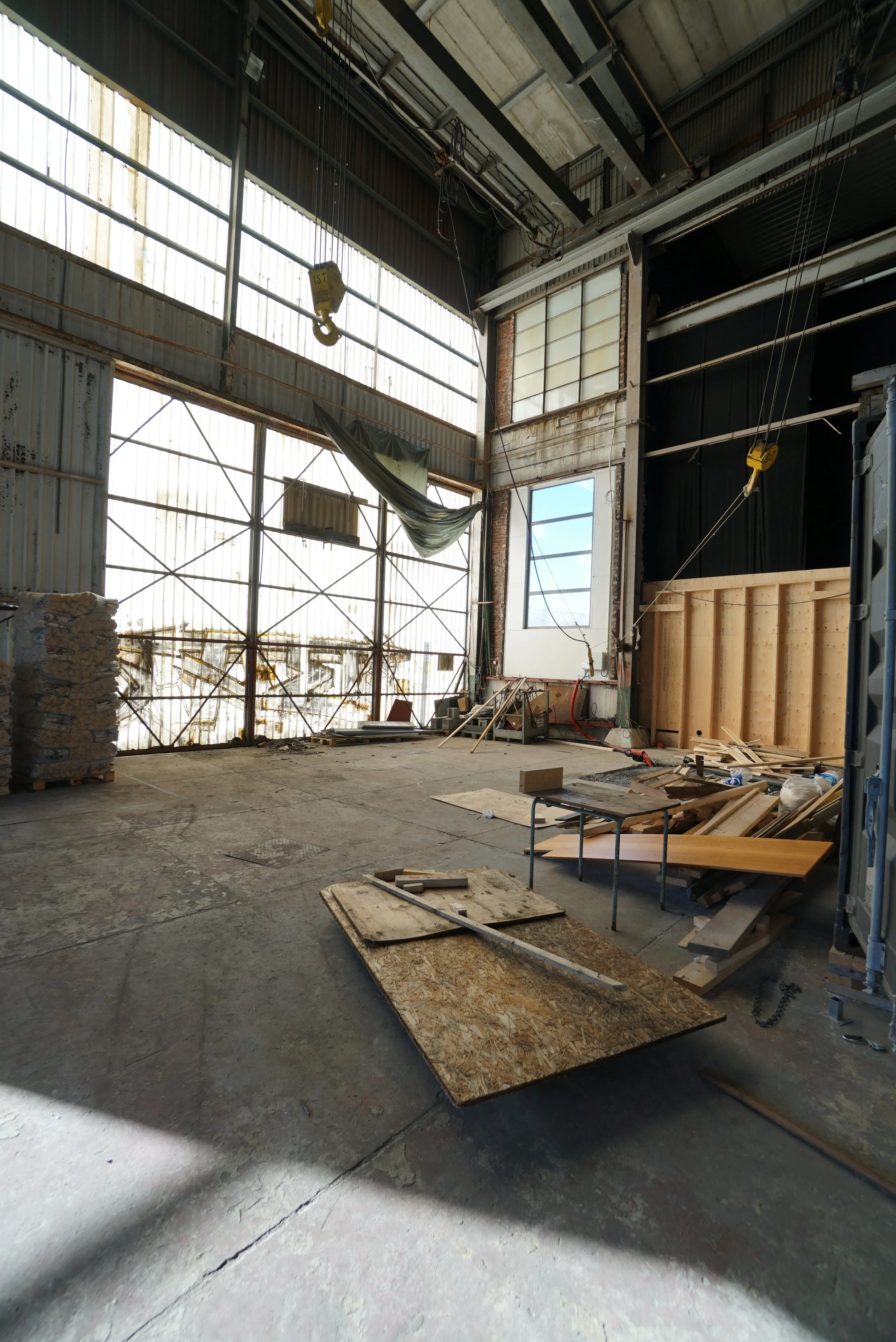 2023-10-19 00.19.49.jpg