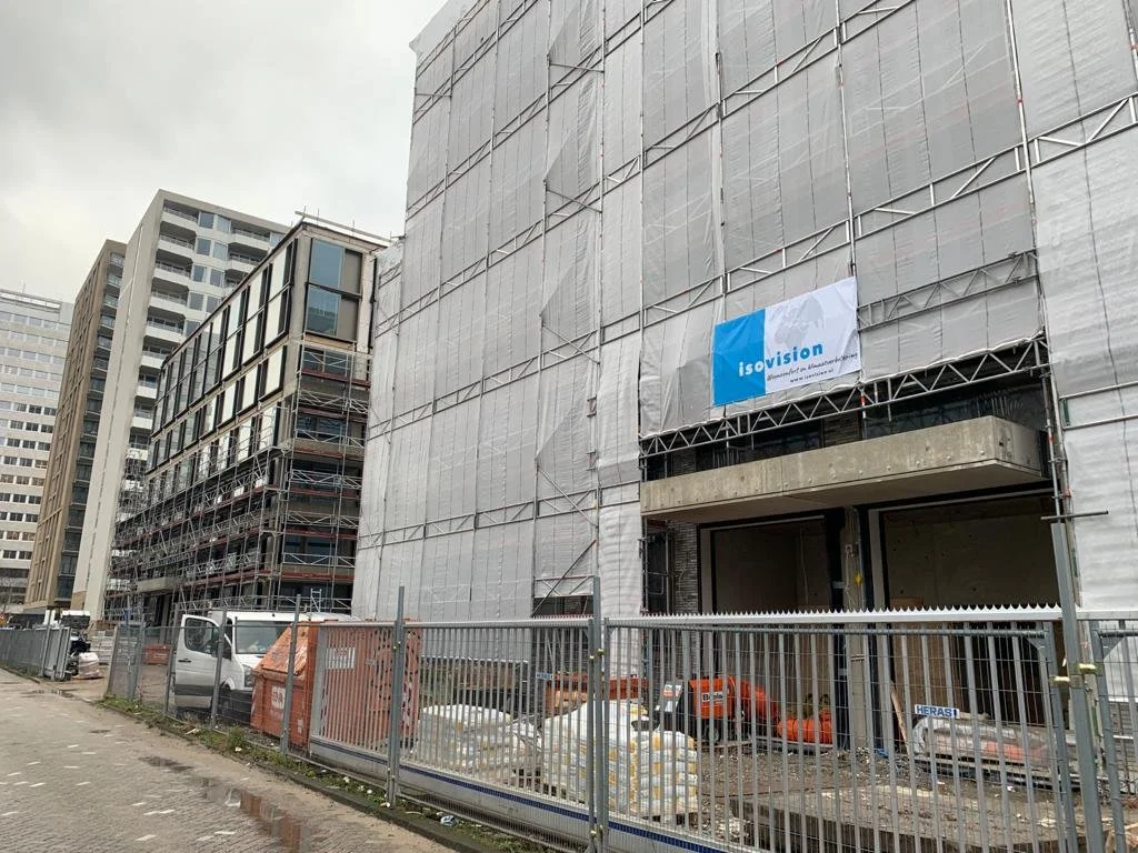 Adam Steigerwerk met kappen en netten.JPG