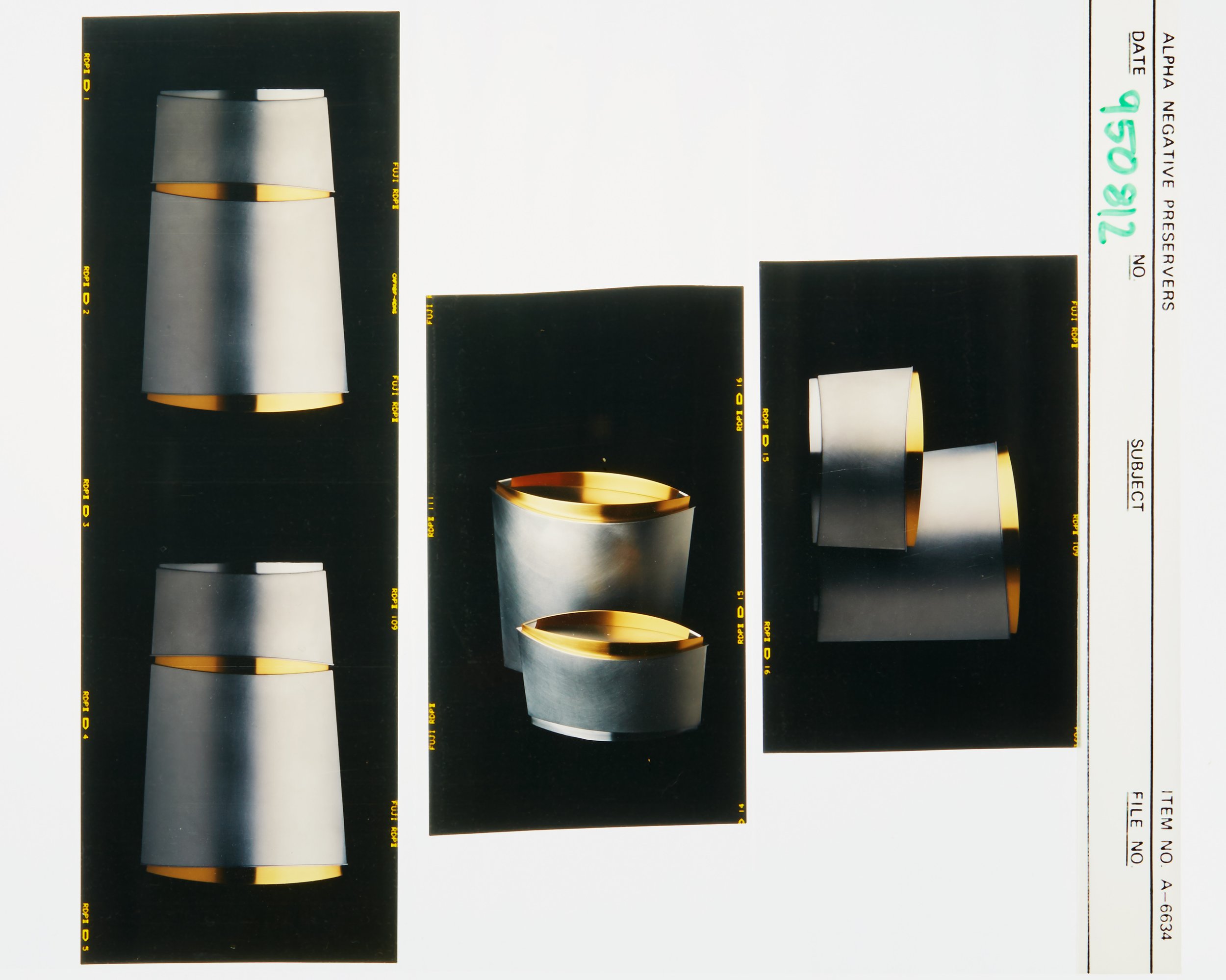 950812 Mark Edgoose containers 1262.jpg