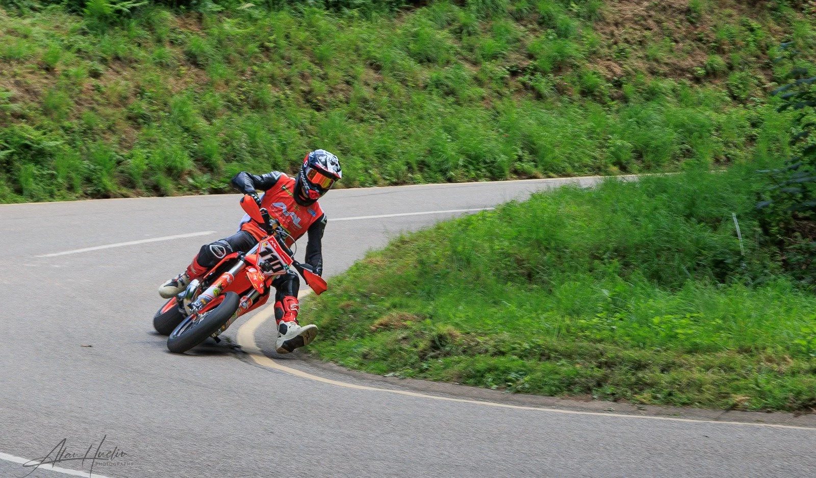 LANGLOIS TOPPLES 26-YEAR-OLD RECORD