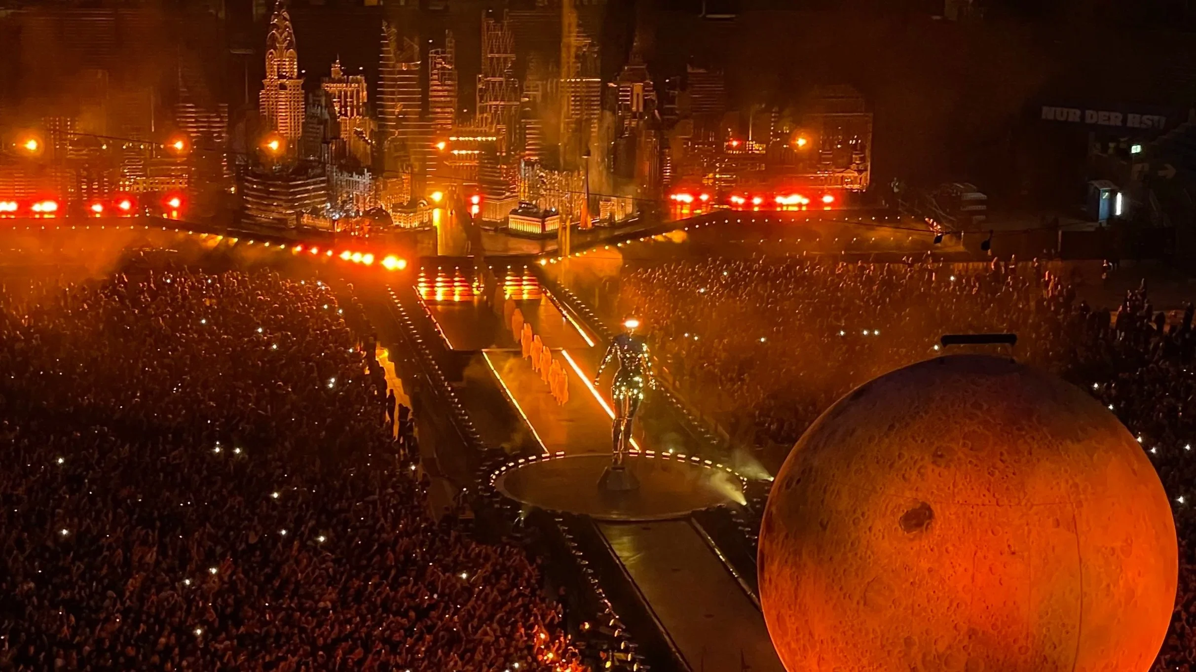 The Weeknd- After Hours Till Dawn Tour 2022
These images are showcased for portfolio and non-commercial purposes only.
No affiliation with the artist or event organizer is implied.