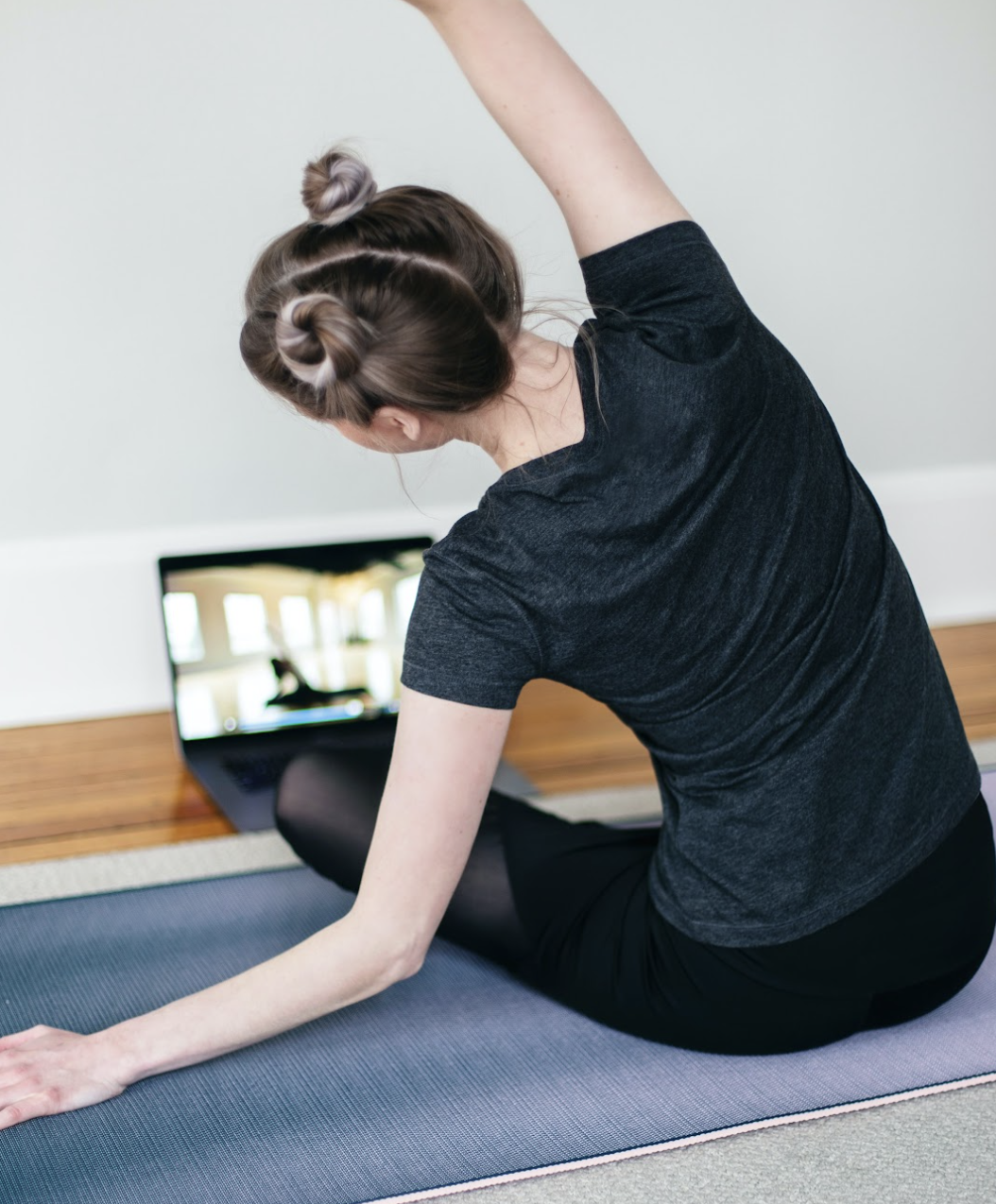 Essential Guide to Iyengar Yoga Online