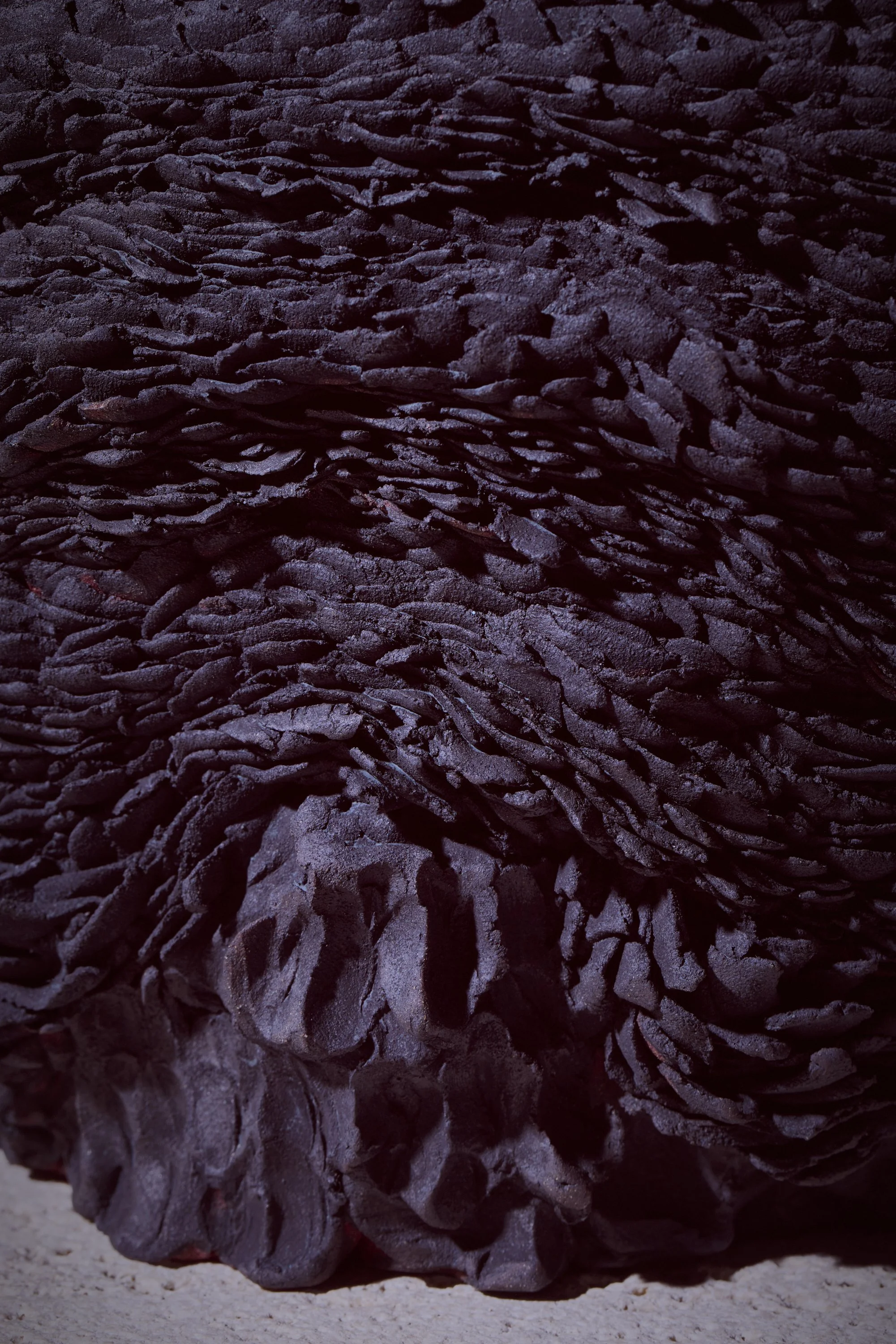 Detail of Katalina Caliendo's Emberlite ceramic stoneware, glaze and 24ct golf-lustre. QEST