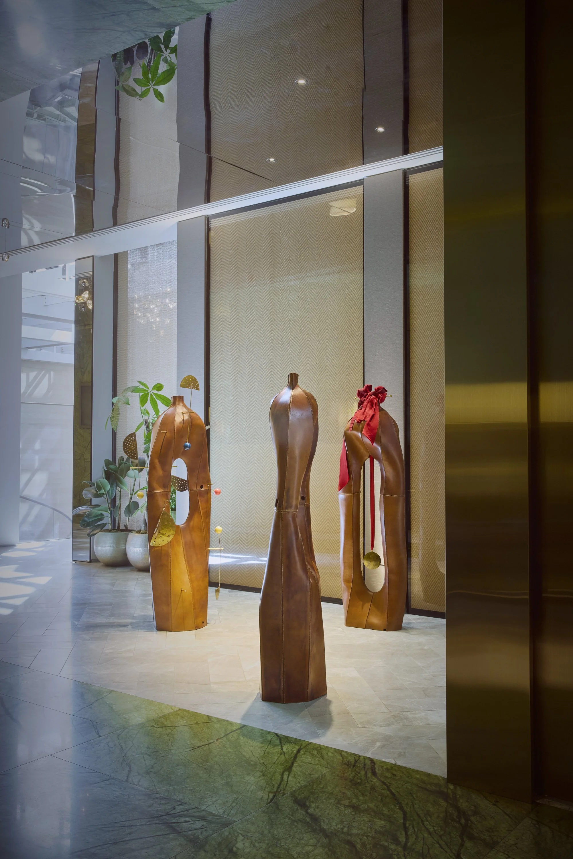 Frances Pinnock, Collection of Leather works at the entrance to Mandarin Oriental Mayfair.

DRESS FOR THE JOB YOU WANT (ACCOUTREMENTS & ILLUMINATIONS)

STEADY METRONOME (CUSTOM MELODY)

A DOOR FOR ONE’S TEETH

QEST