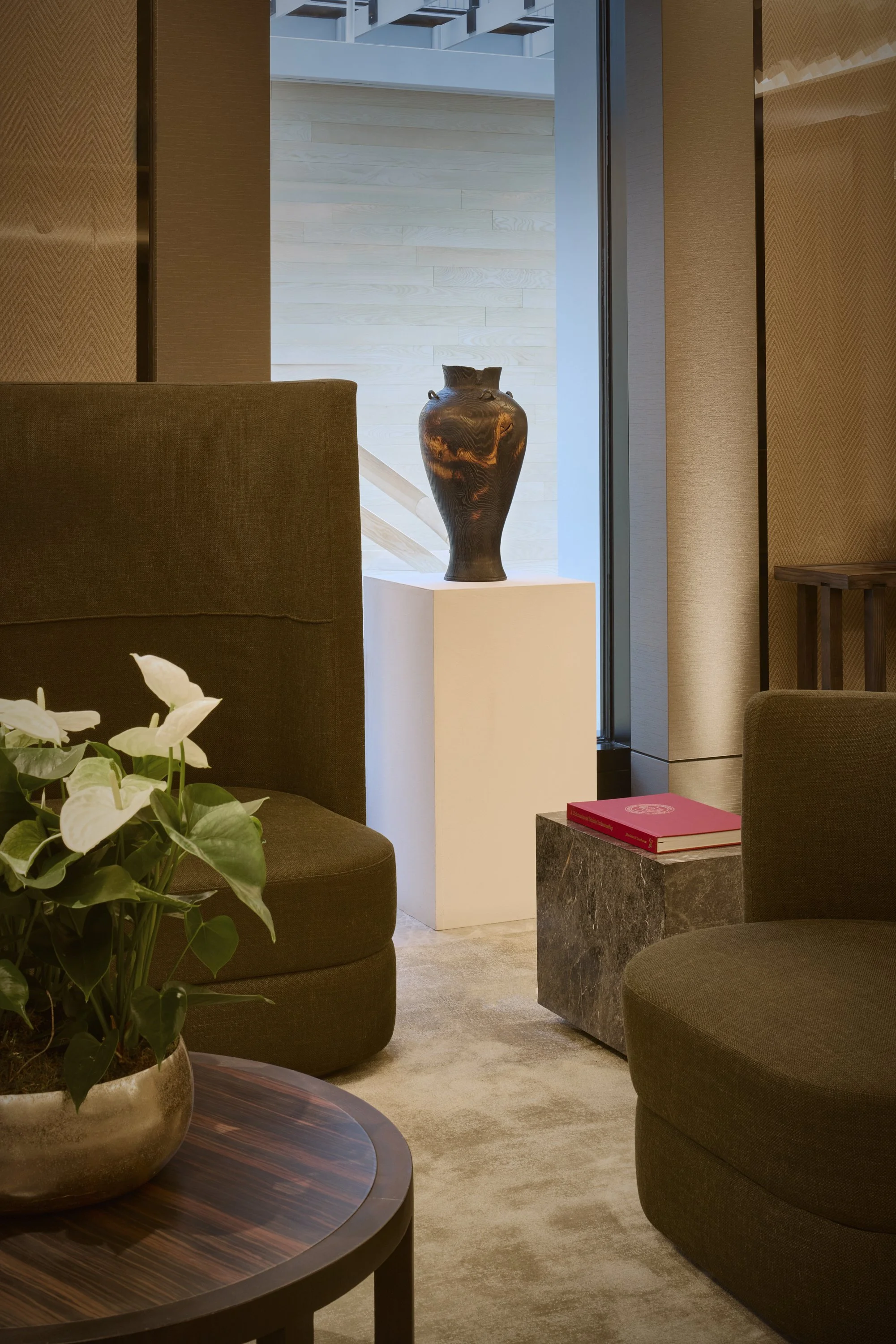 Ash & Plumb Tall Amphora II currently on show at Mandarin Oriental Mayfair. QEST