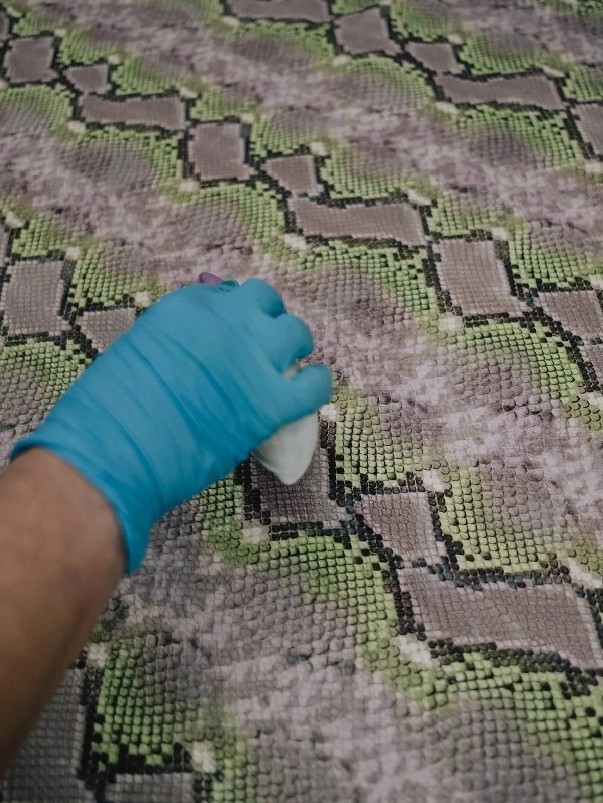 hand painted leather finishing  technique