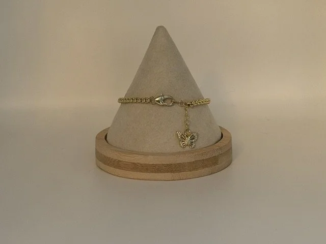 Bevelbox Bracelet wDangle.jpeg