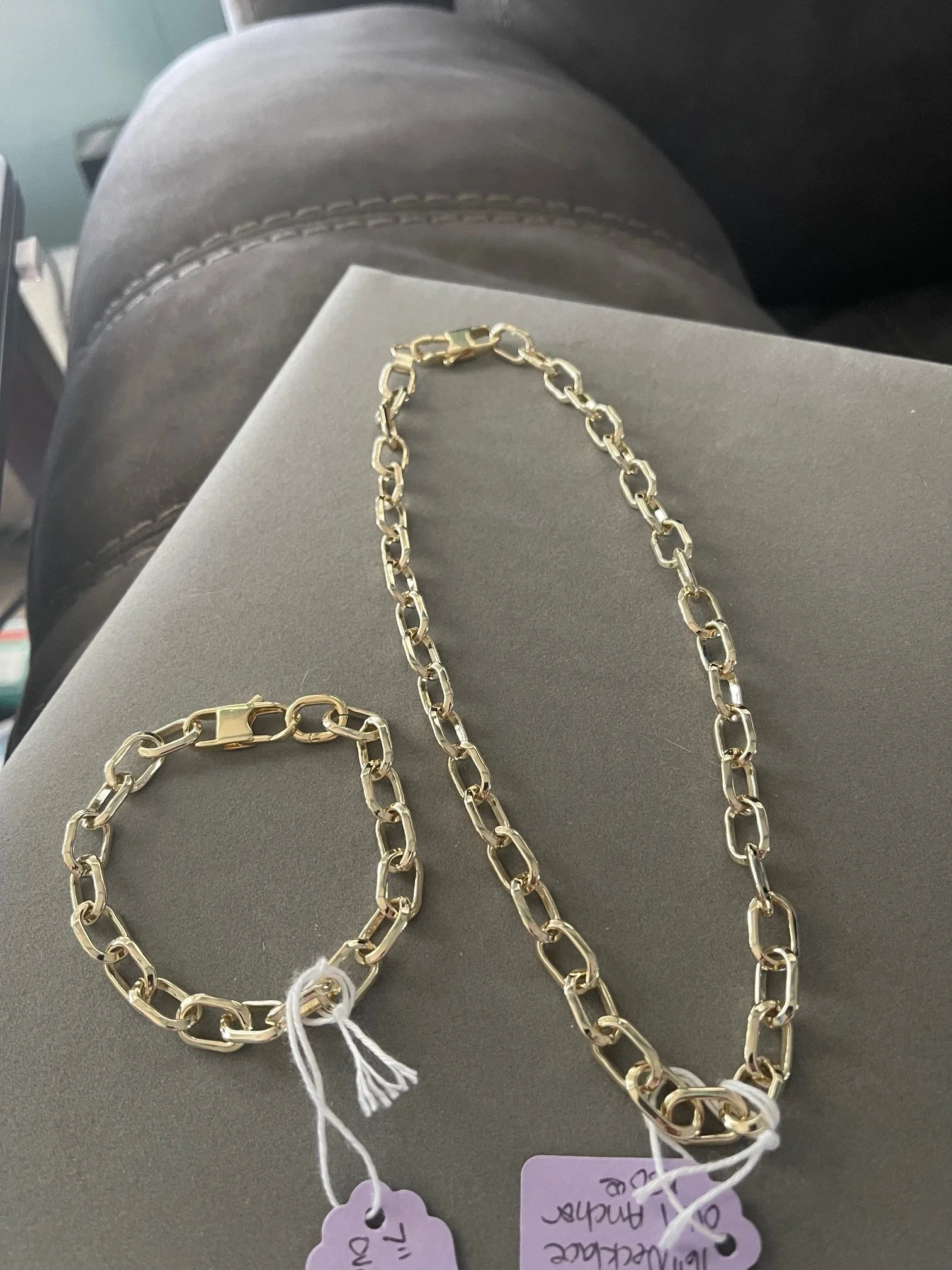 Custom Jewelry Sets Oval Achor Chain.jpeg