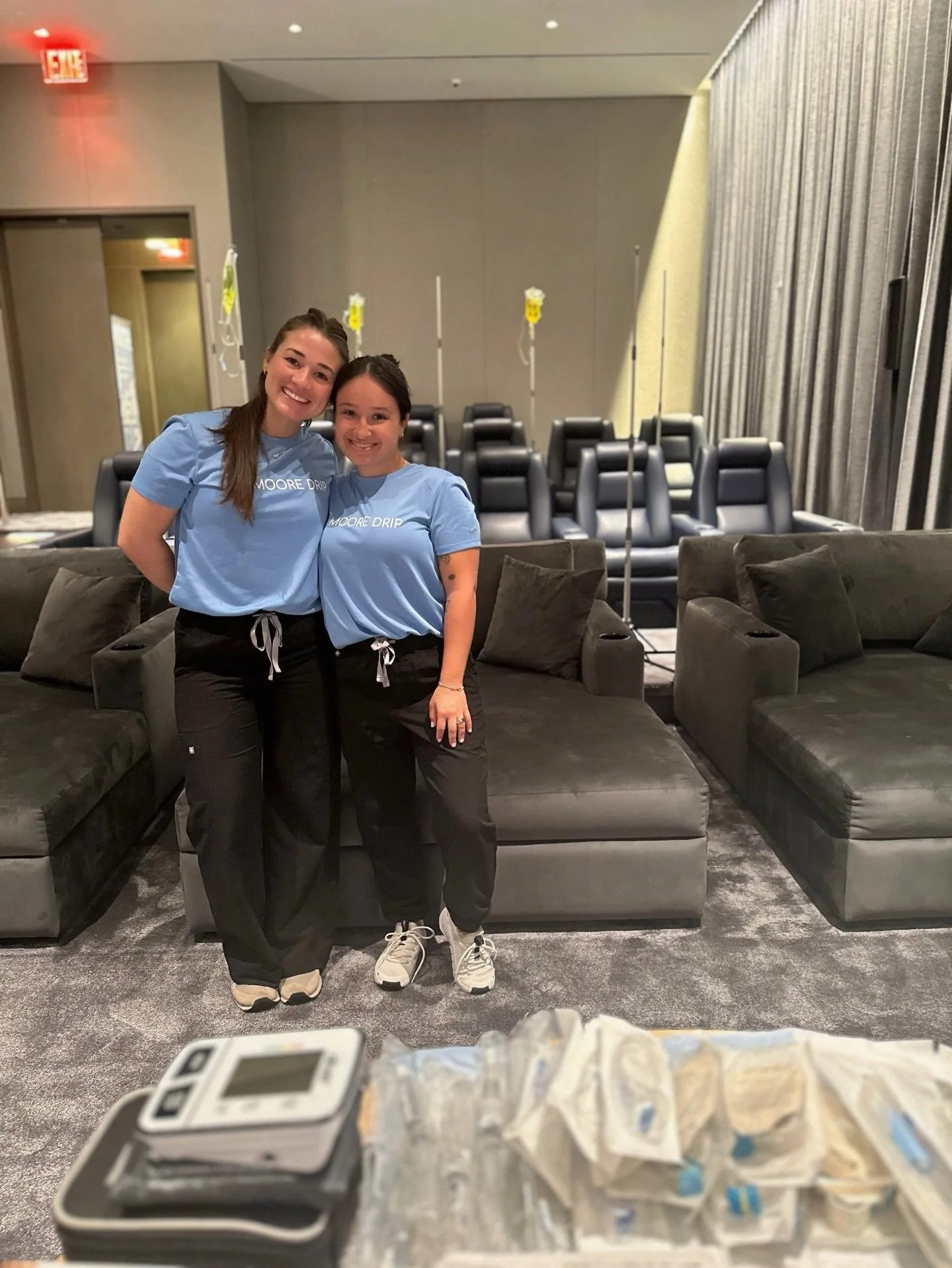 We loved partnering with FitLore to bring concierge IV therapy directly to residents - hydration, recovery, energy, and longevity support with a movie theater full of drips and good vibes all around 🤍 

Make your next movie night, recovery night 🍿?