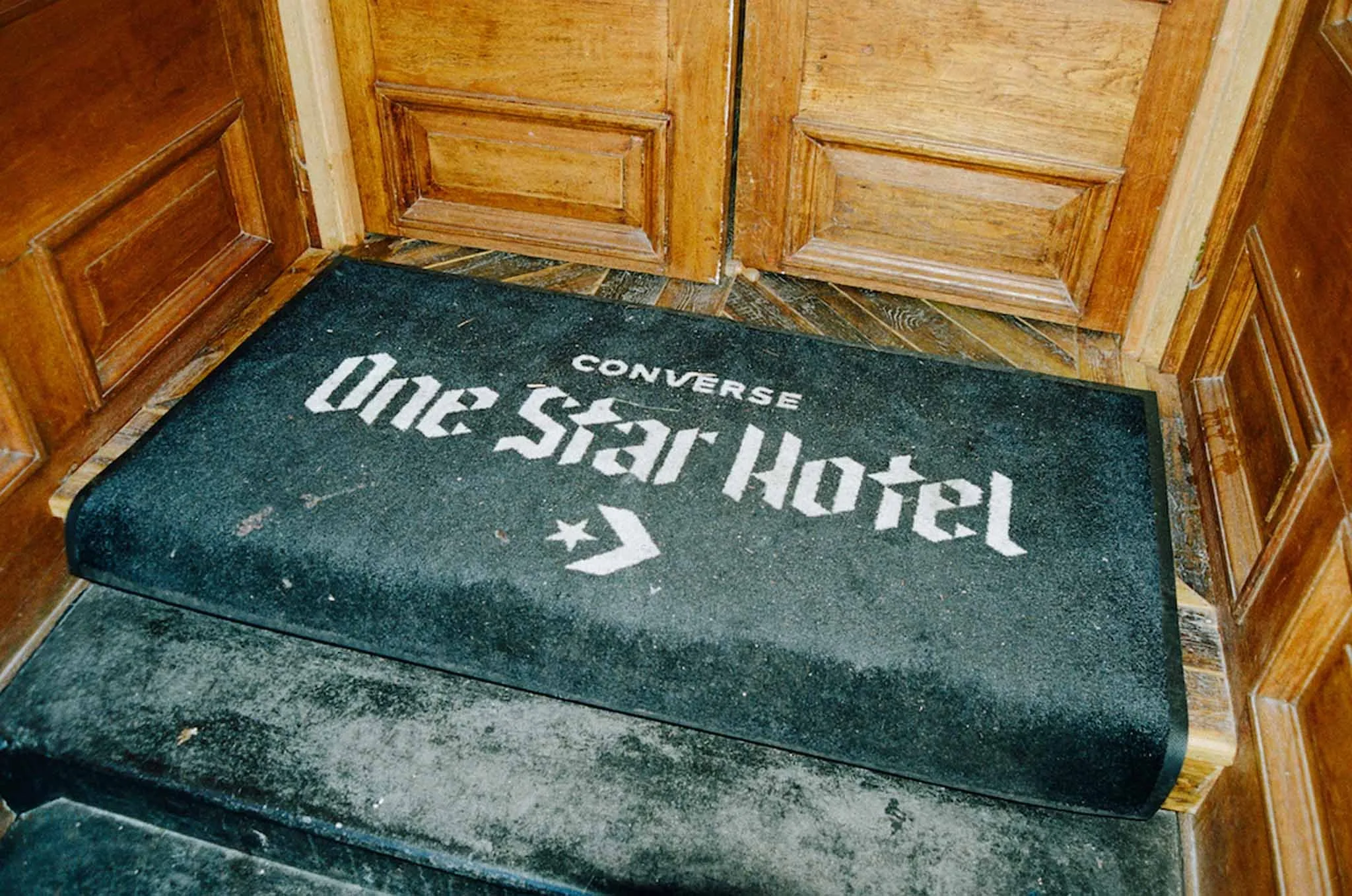 Converse - One Star Hotel