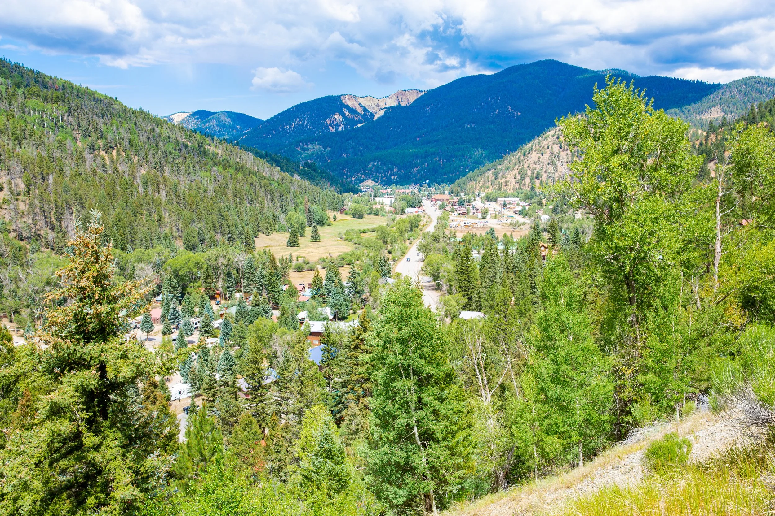 How to Plan a Red River Summer Trip: The Complete Booking Checklist